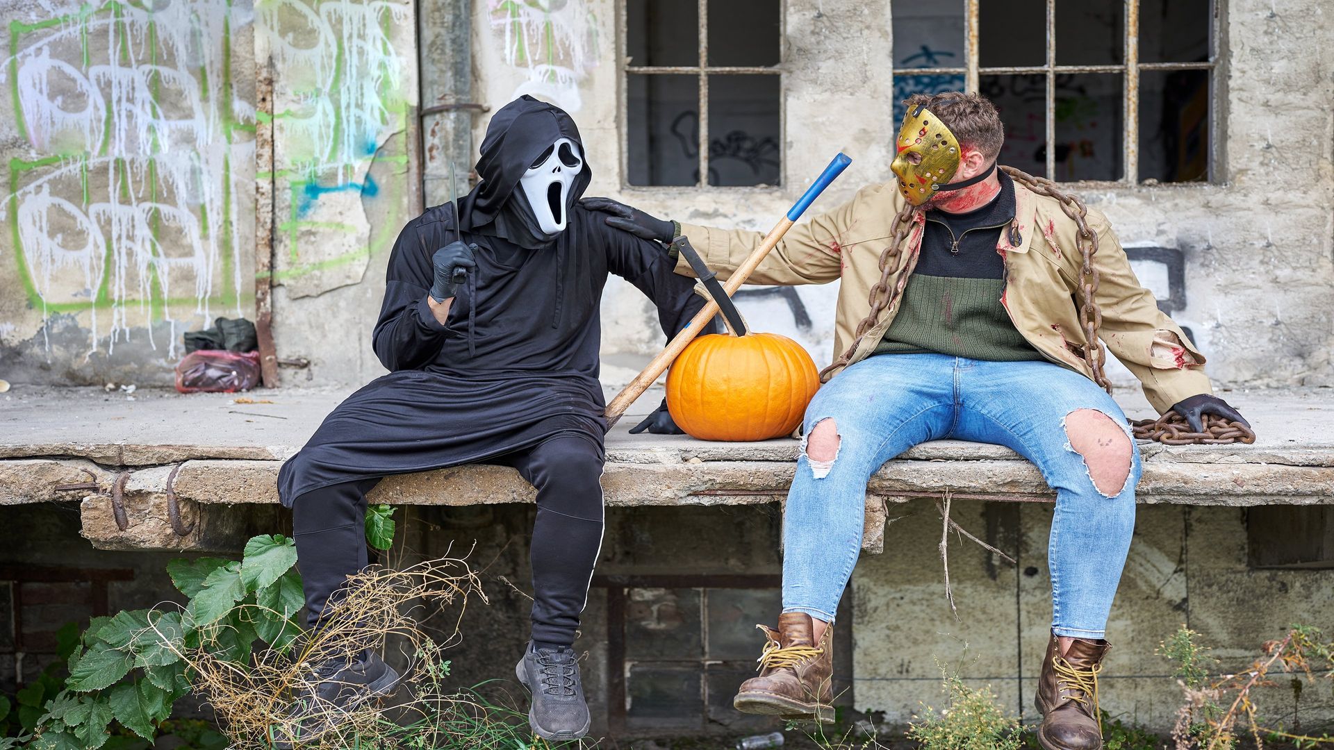 Halloween Friends background