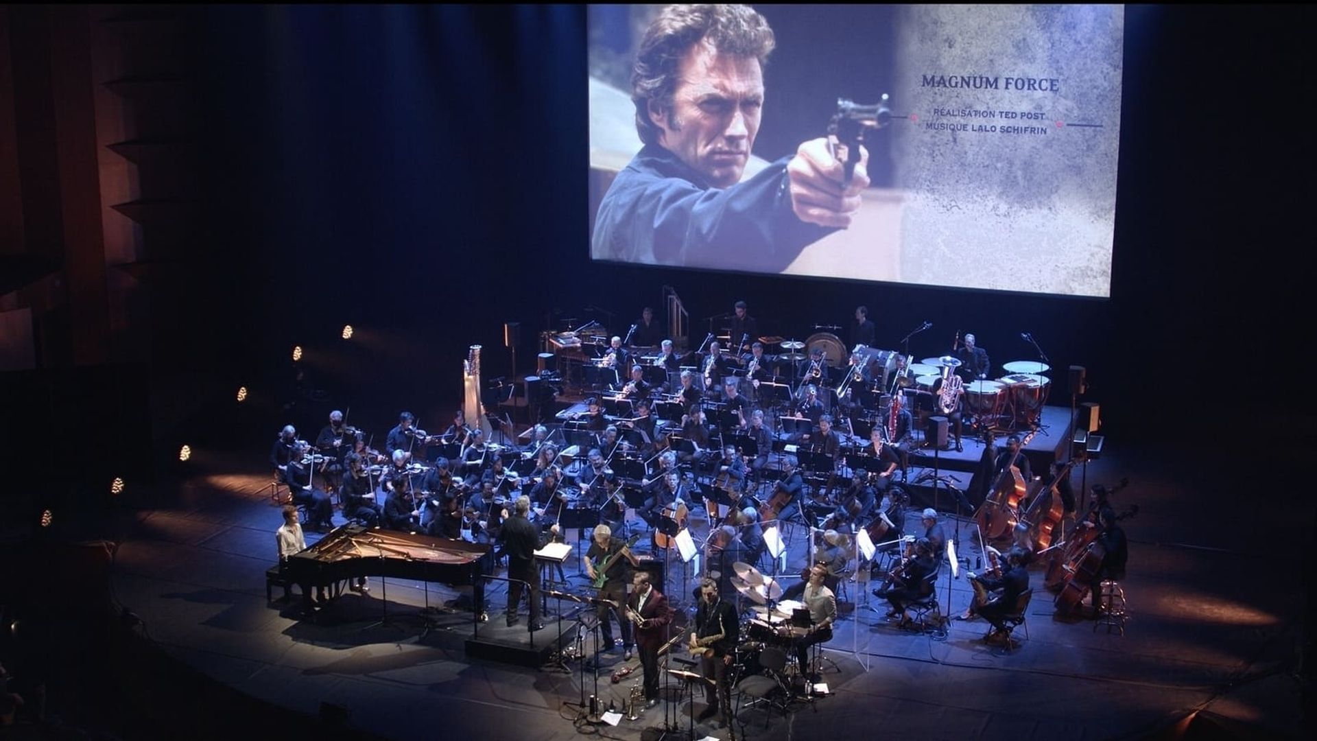 Eastwood Symphonic - Une affaire de Famille background
