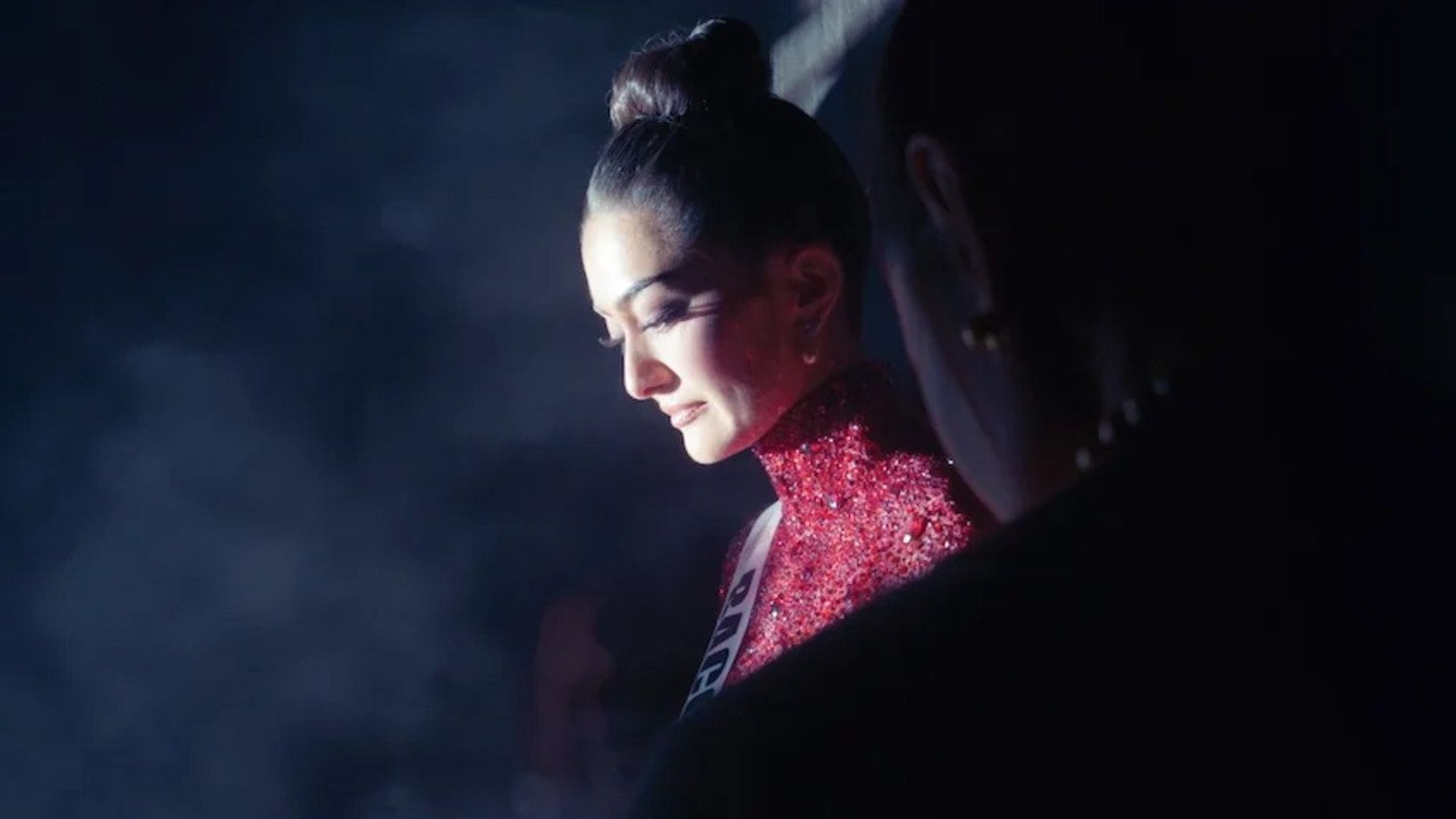 A Queen's Runway background