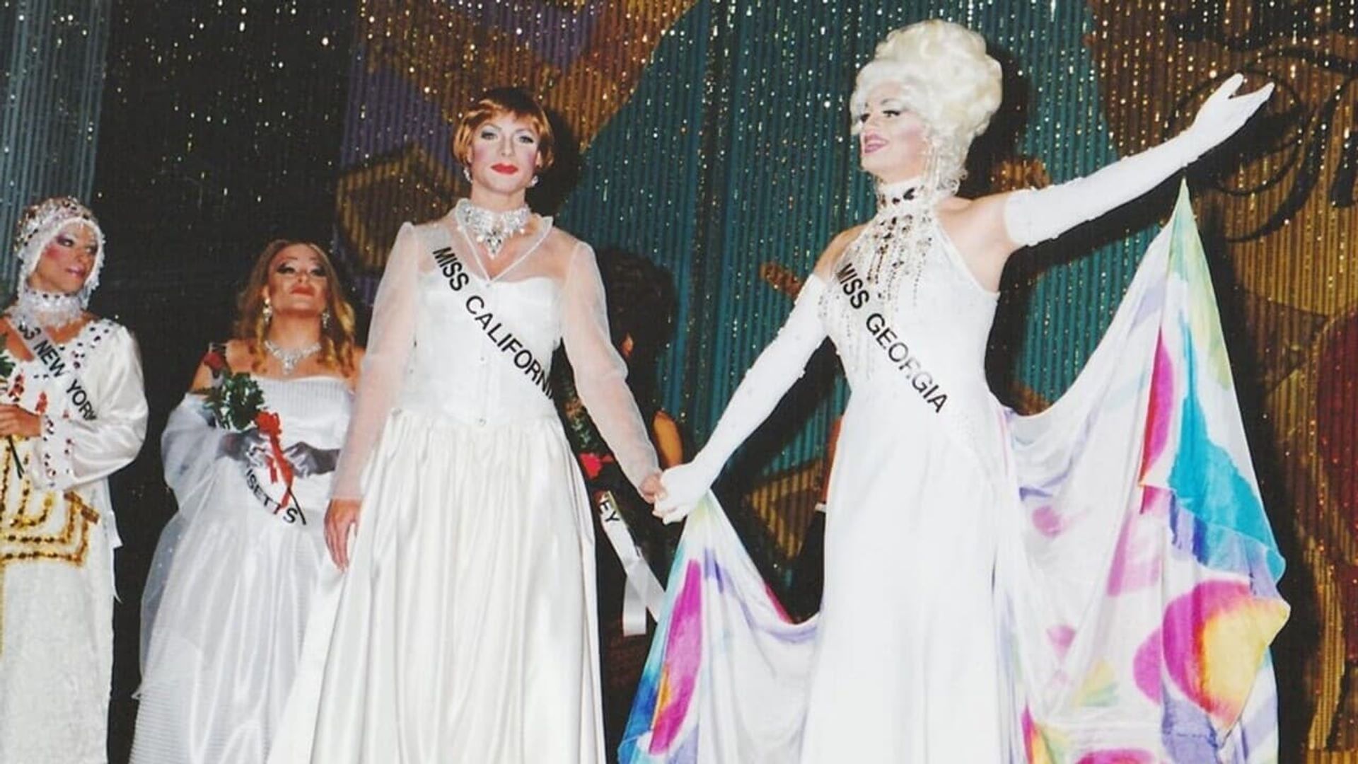 The Little Pageant That Could! background