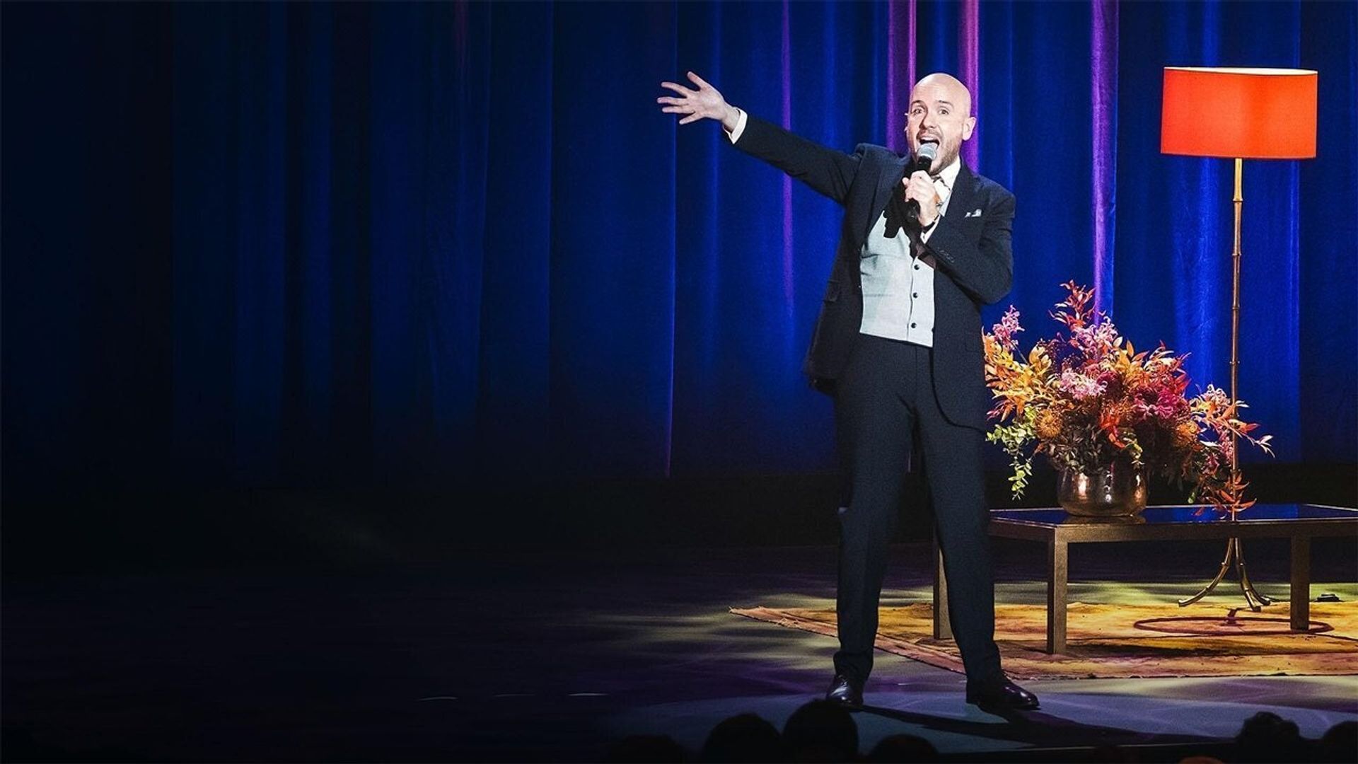 Tom Allen: Completely background