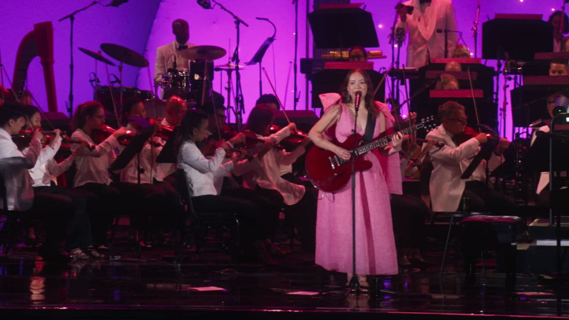 Laufey's A Night at the Symphony: Hollywood Bowl background