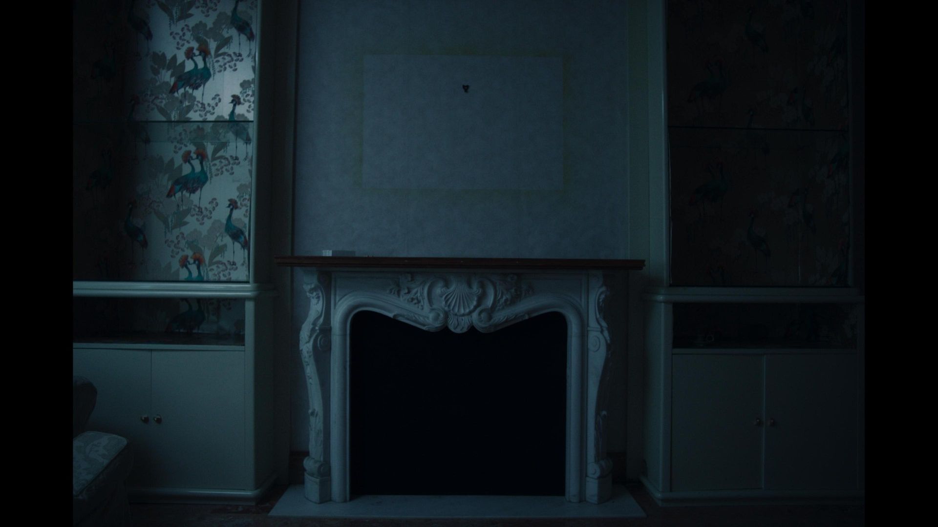 Mantle background