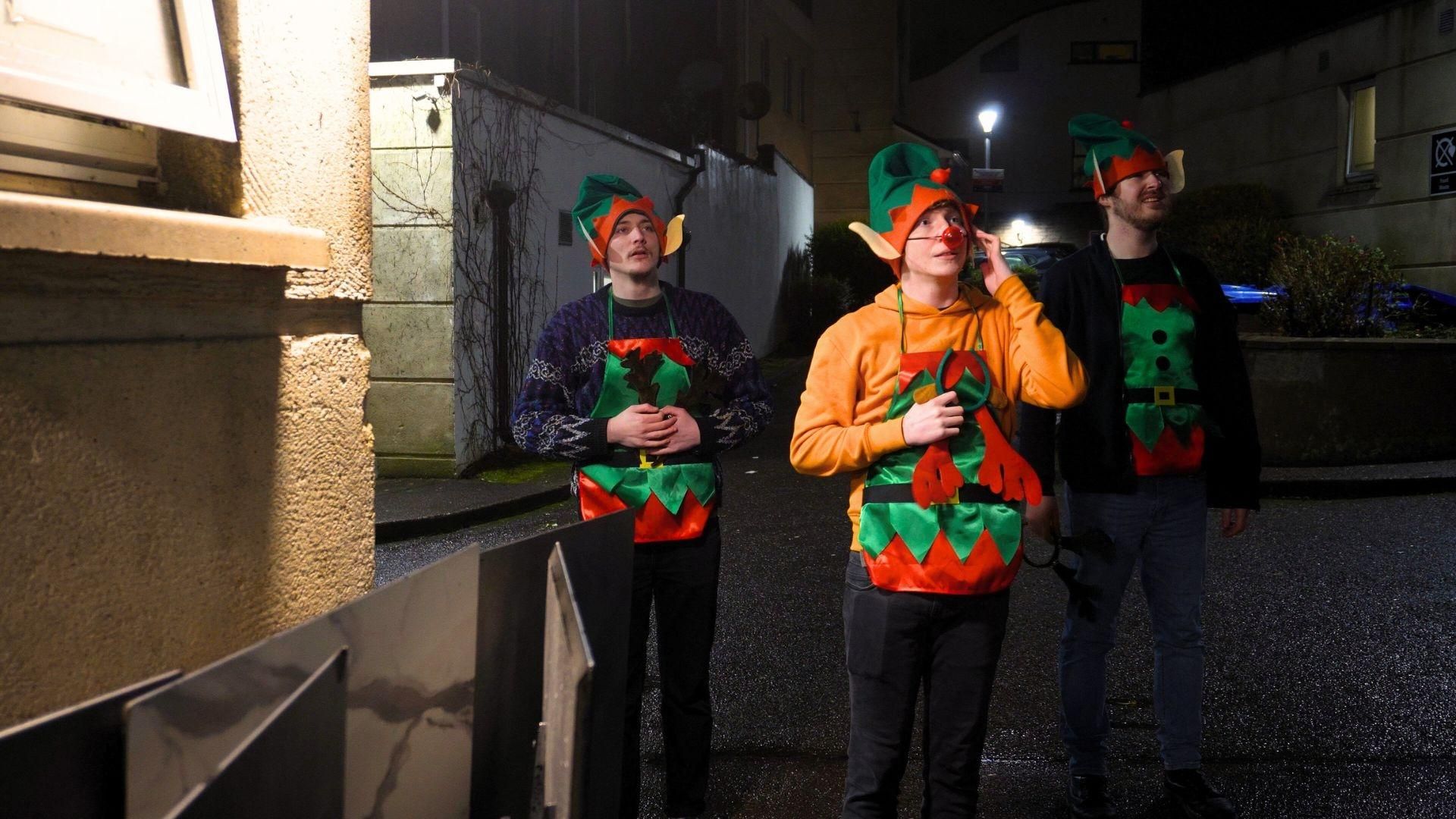 Elves background