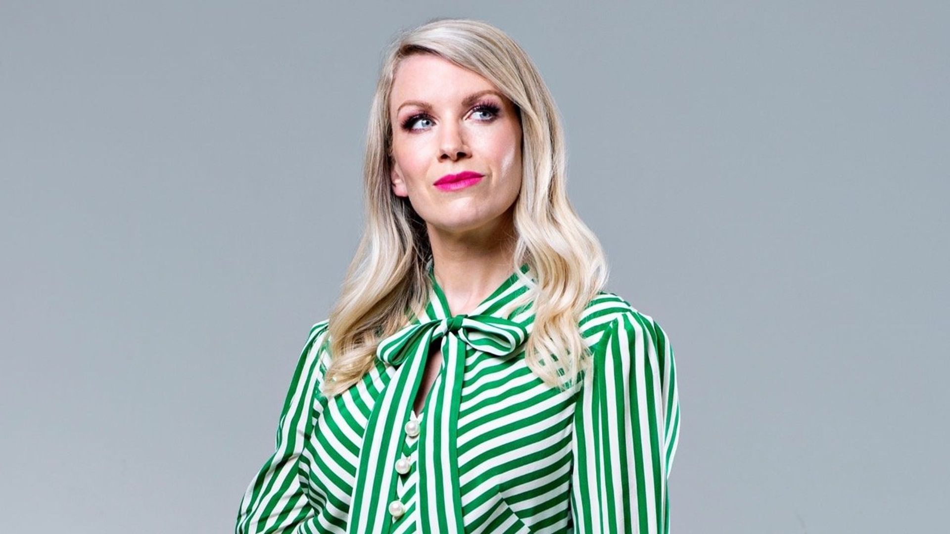Rachel Parris: Poise background