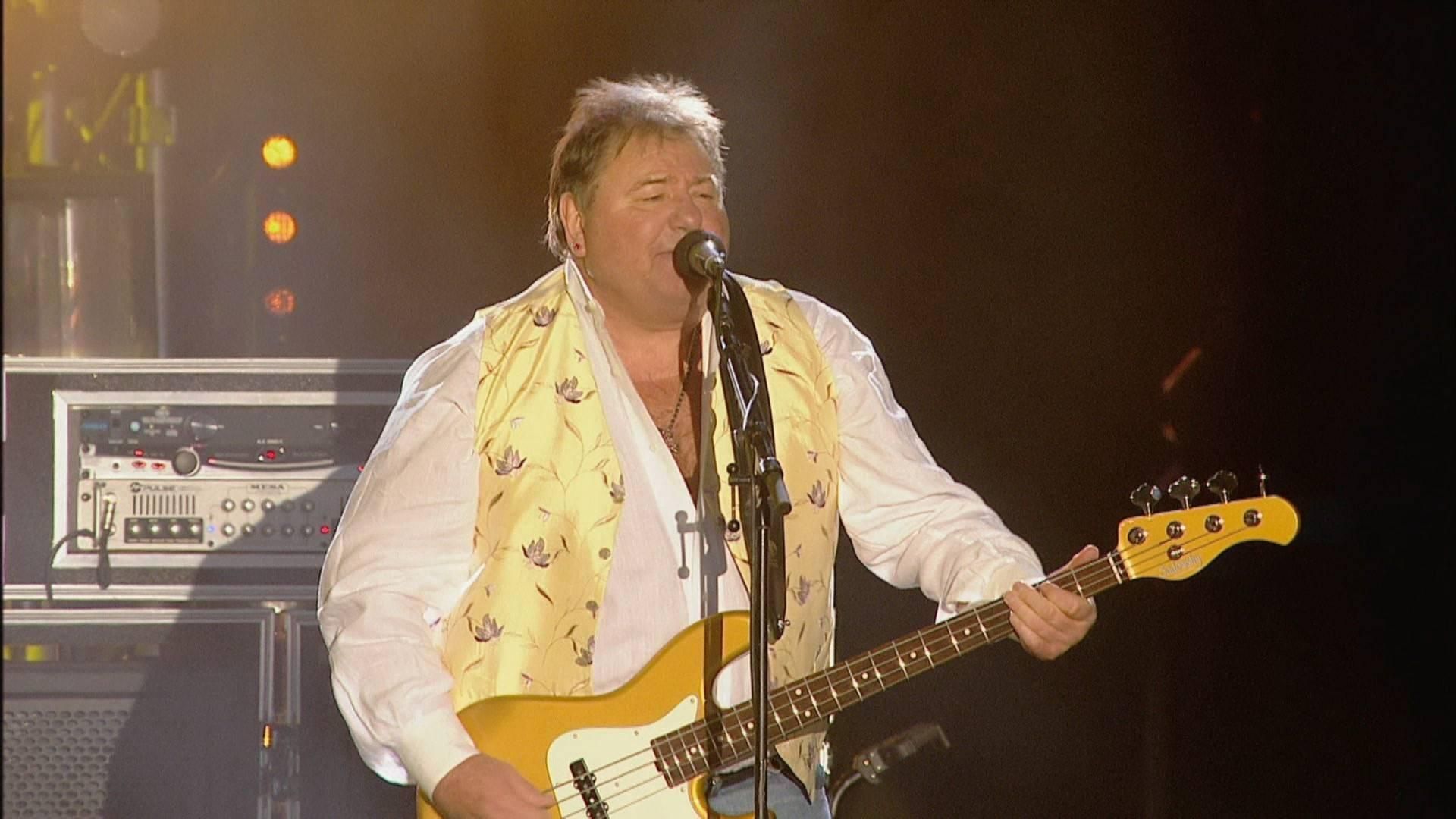 Emerson Lake & Palmer: 40th Anniversary Reunion Concert background