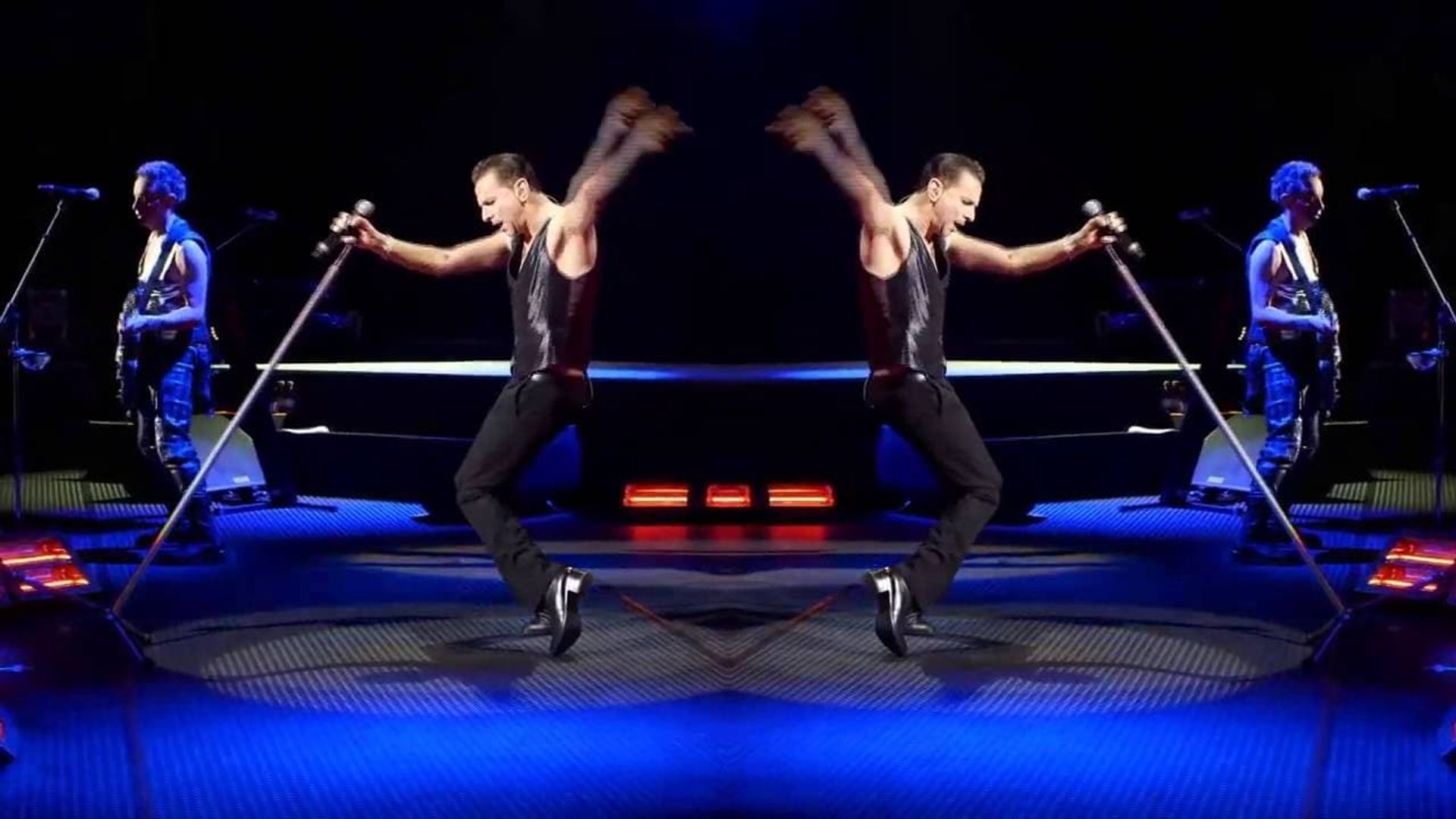 Depeche Mode: Live in Berlin background