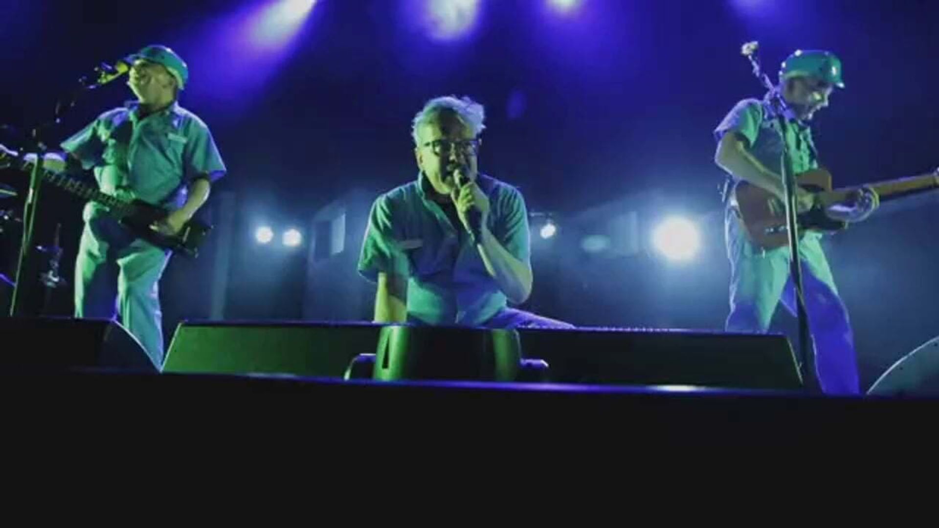 Hardcore Devo Live! background