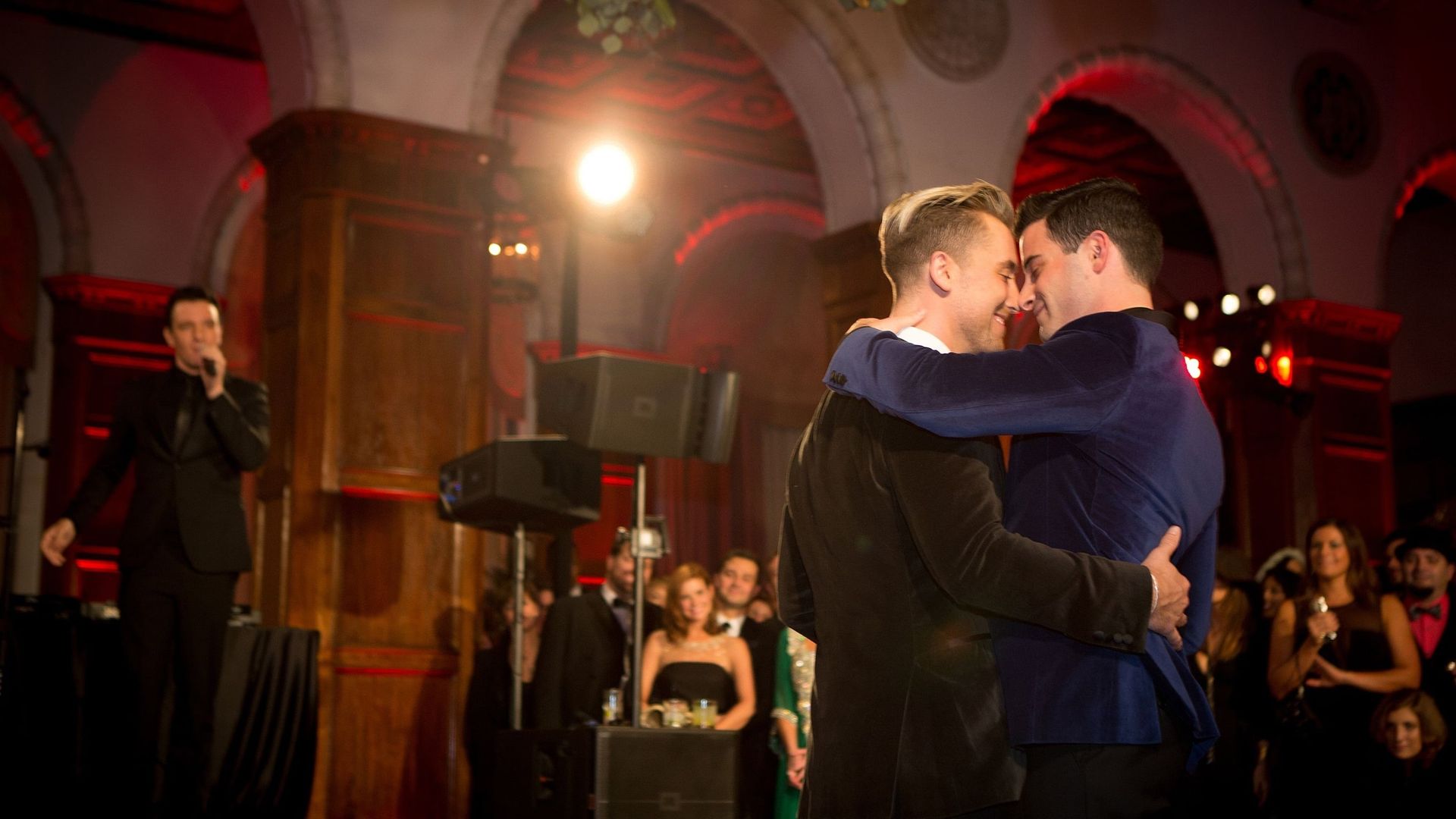 Lance Loves Michael: The Lance Bass Wedding background