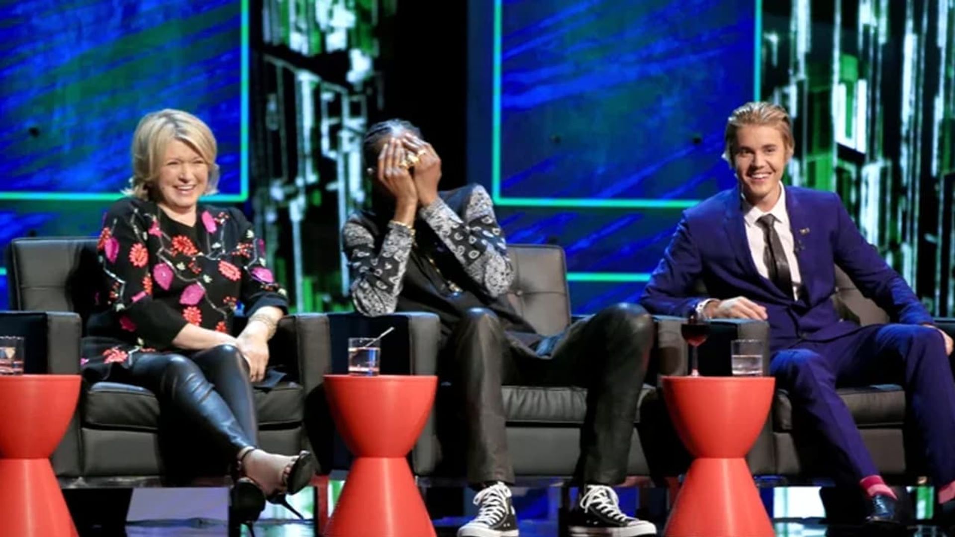 Comedy Central Roasts background