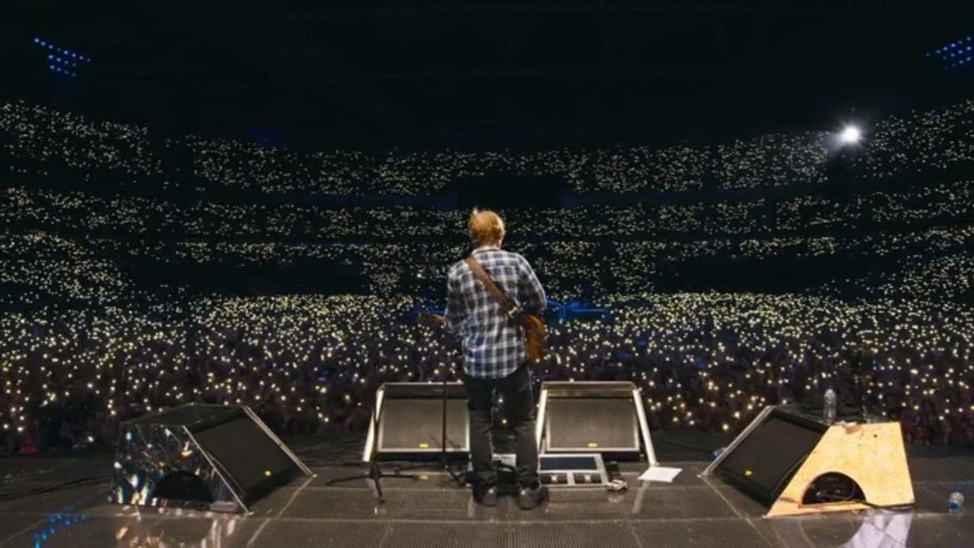 Ed Sheeran: Jumpers for Goalposts background