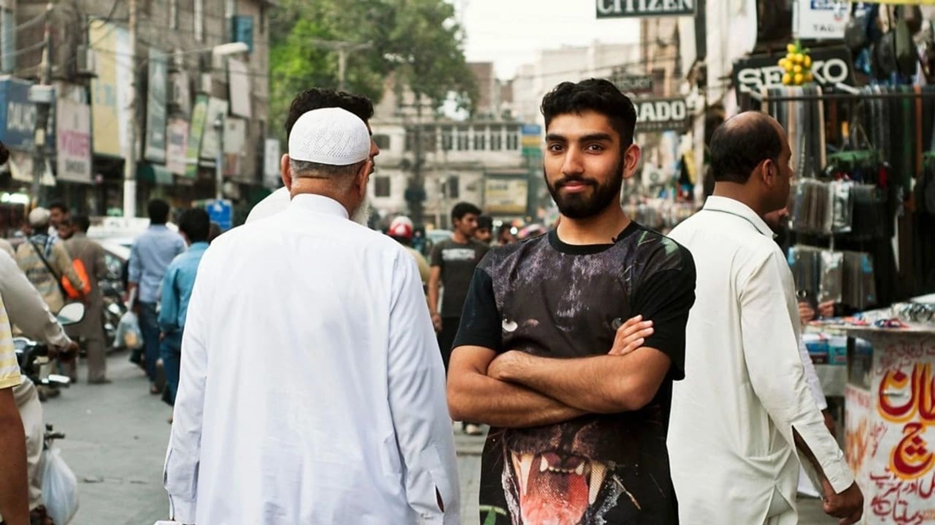 How Gay Is Pakistan? background