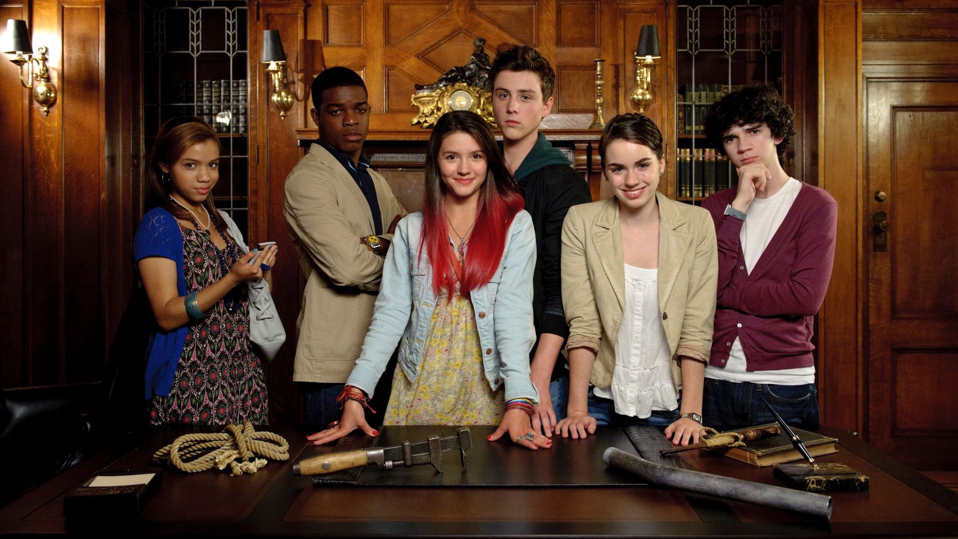 Clue: A Movie Mystery Adventure background