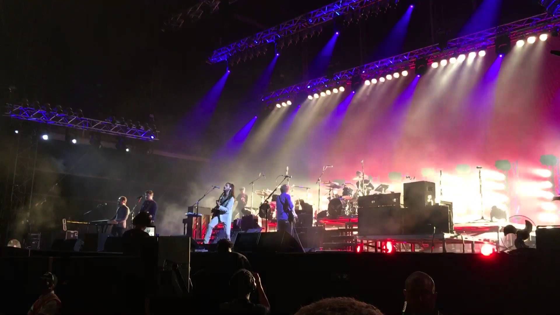 Mumford & Sons Live from South Africa: Dust & Thunder background