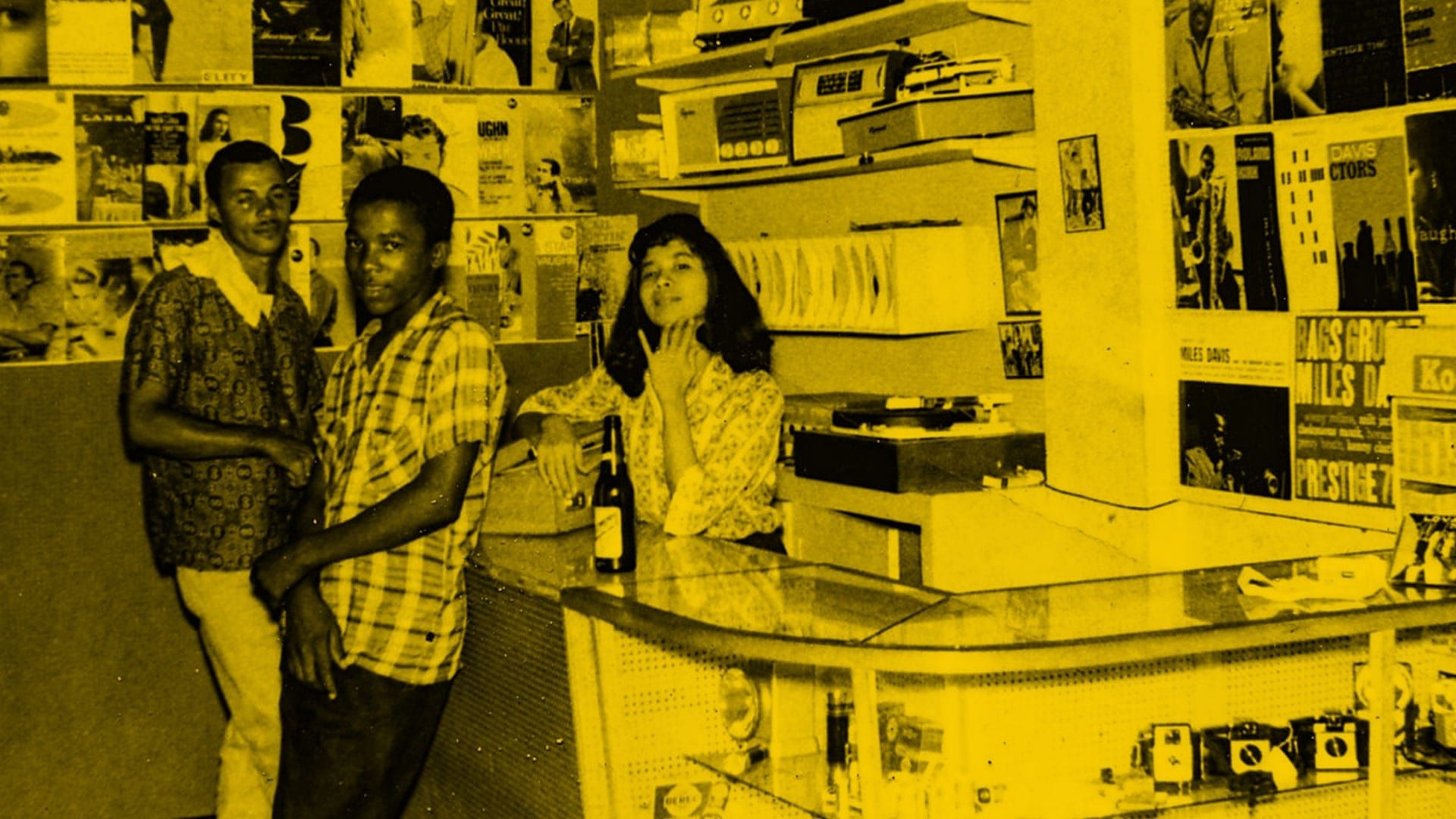 Studio 17: The Lost Reggae Tapes background