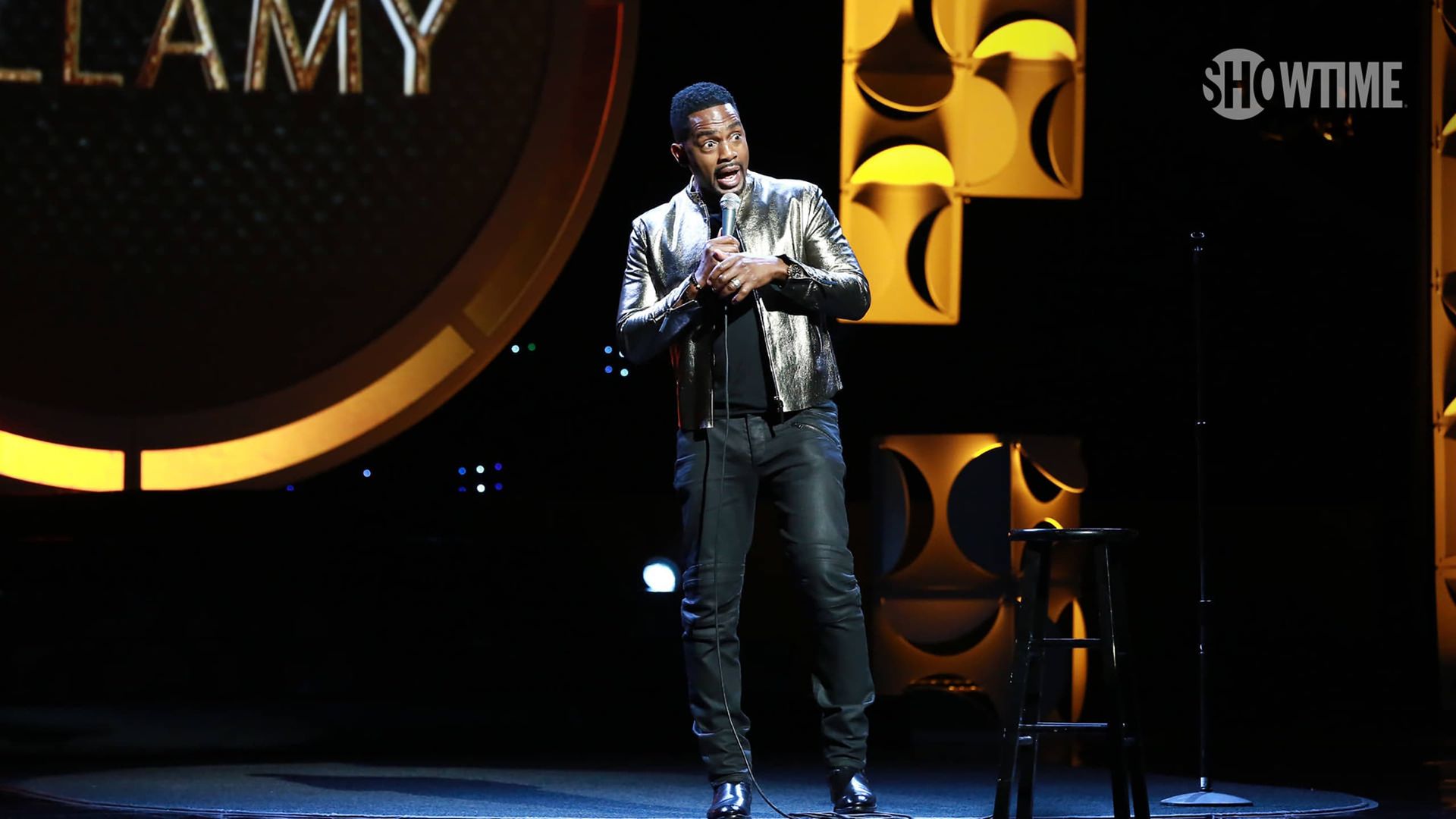 Shaquille O'neal All-star Comedy Jam: Live from Sin City background