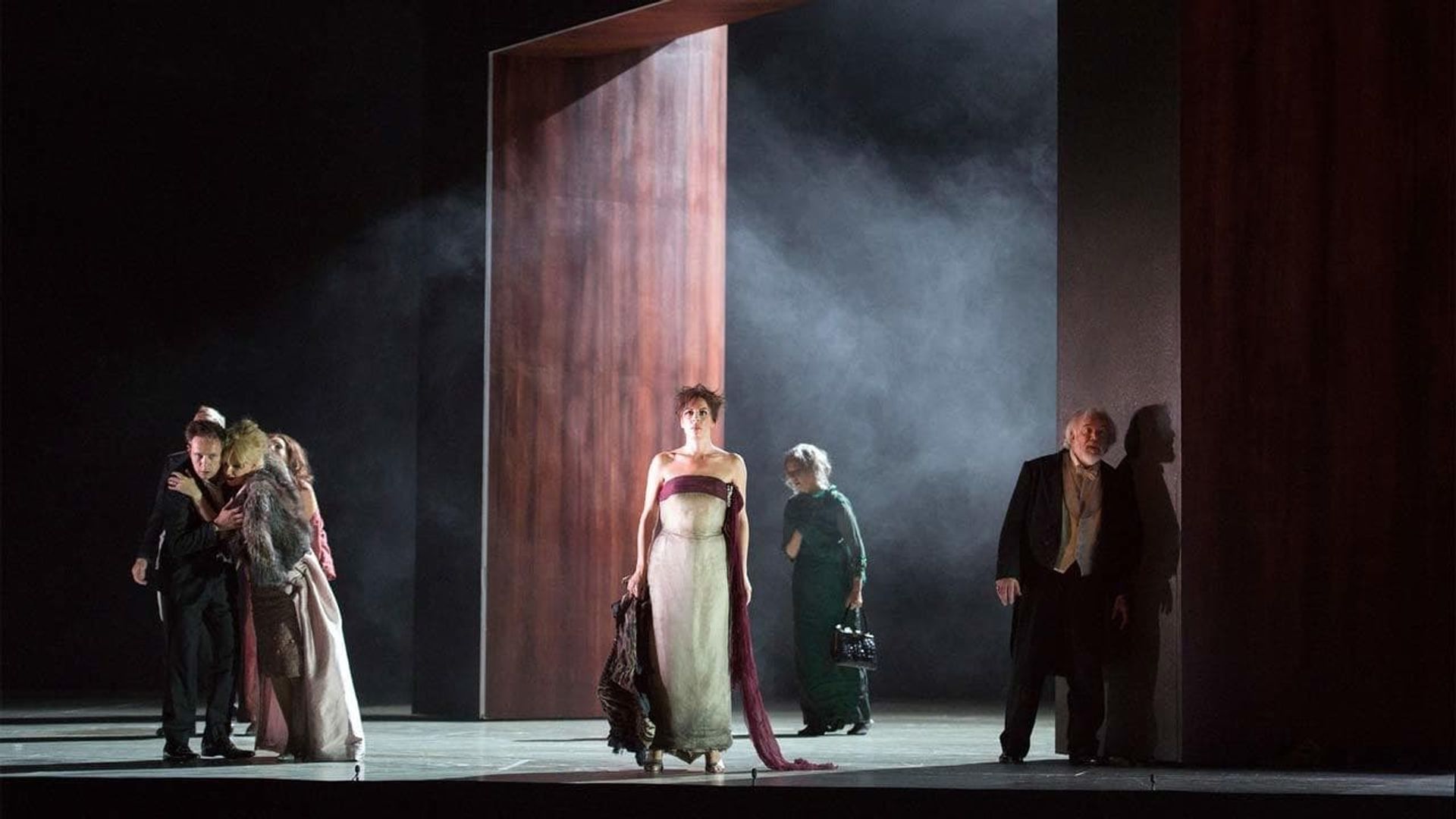 The Metropolitan Opera HD Live background