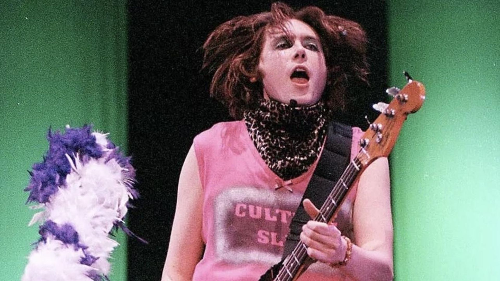 Manic Street Preachers: Leaving the 20th Century background