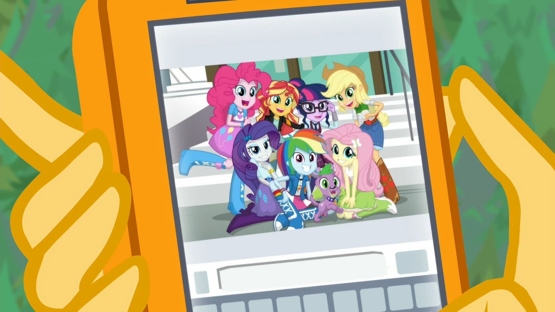 My Little Pony Equestria Girls: Forgotten Friendship background