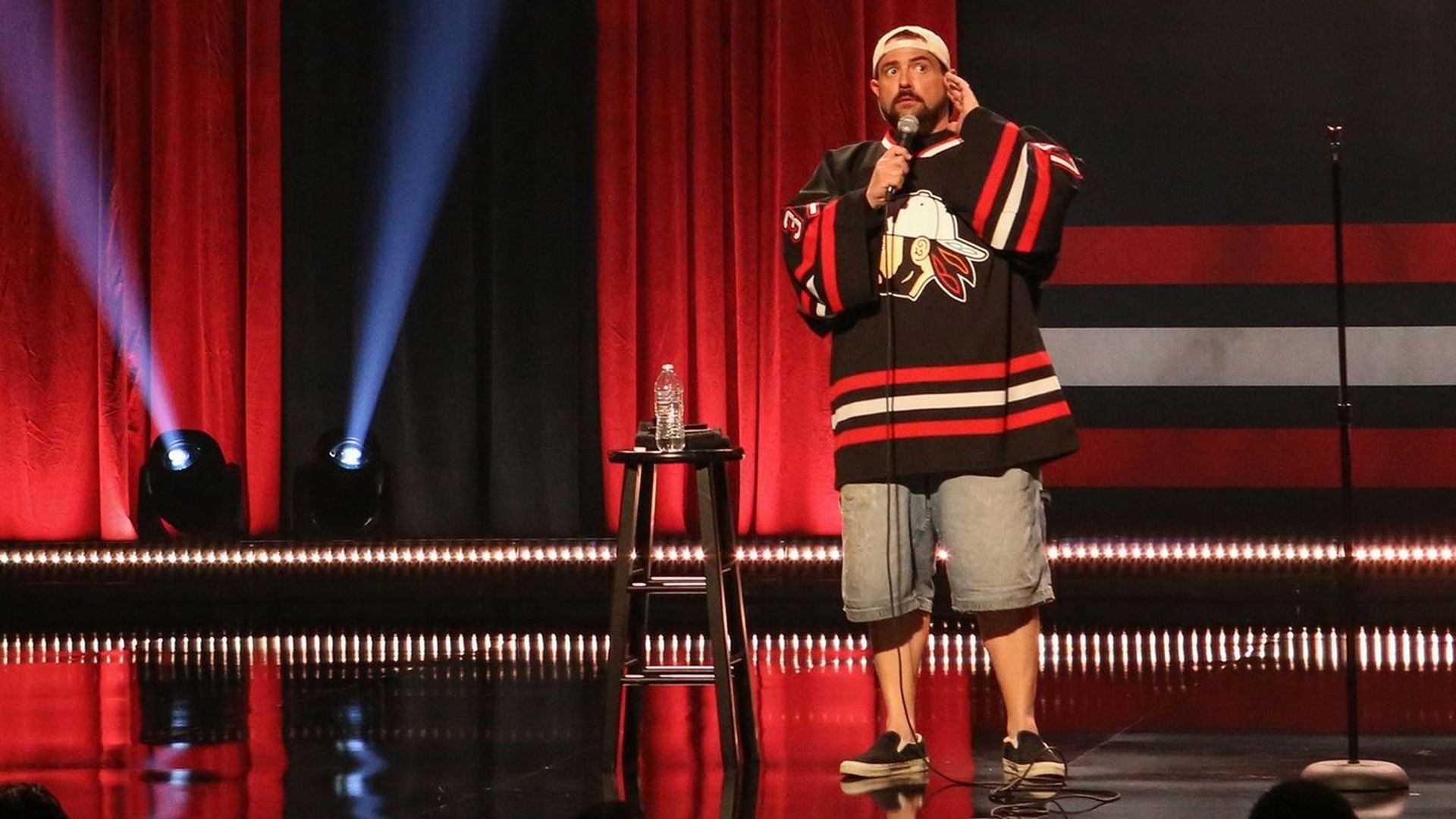 Kevin Smith: Silent But Deadly background