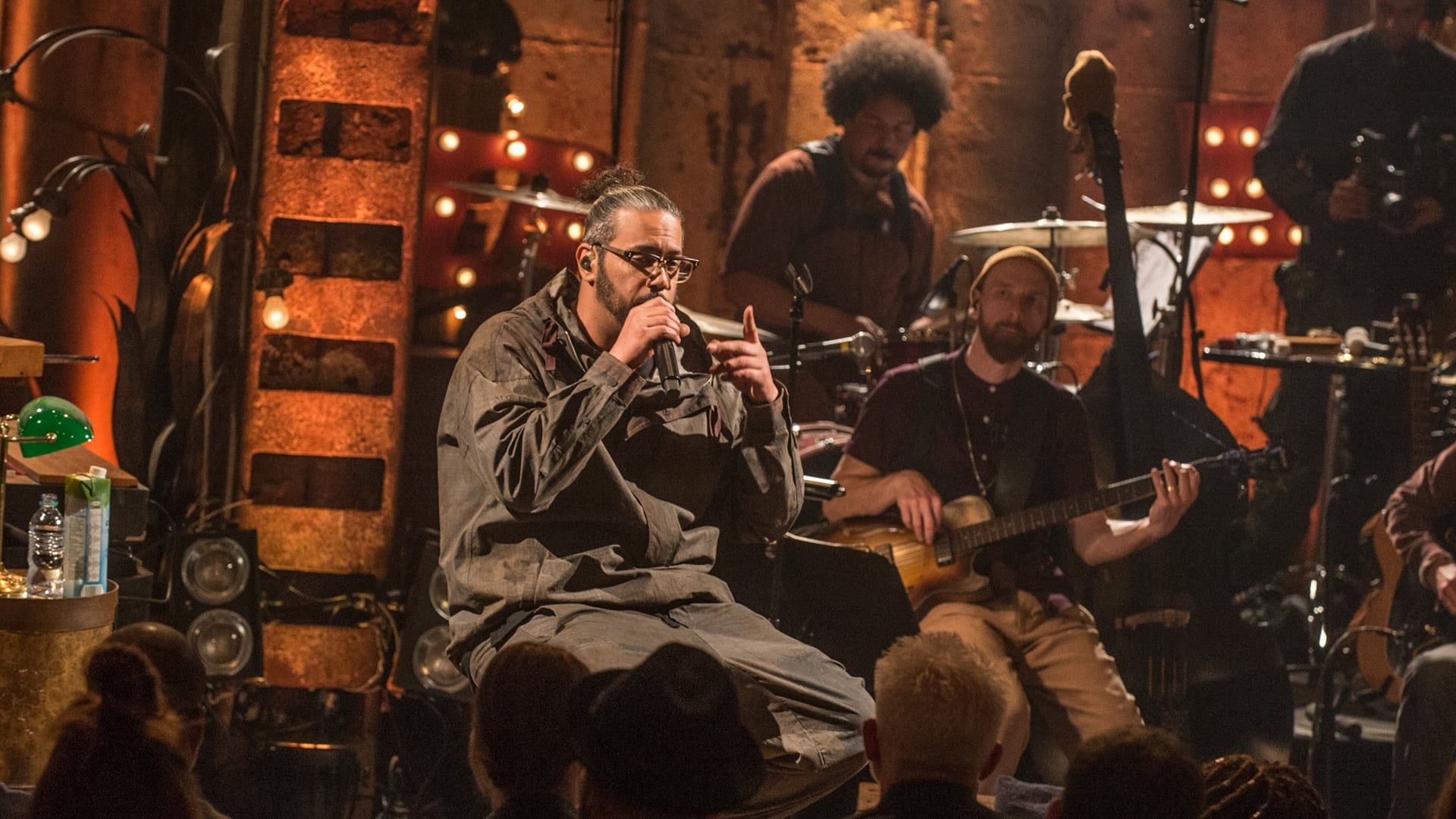 Samy Deluxe: SaMTV Unplugged background