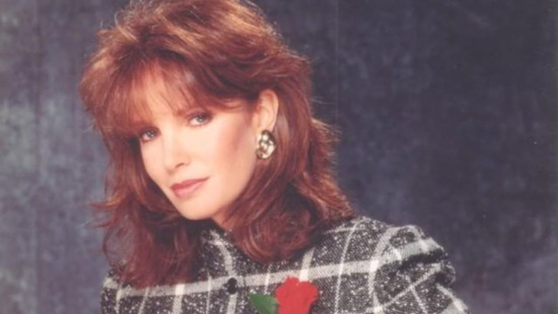 Christine Cromwell background