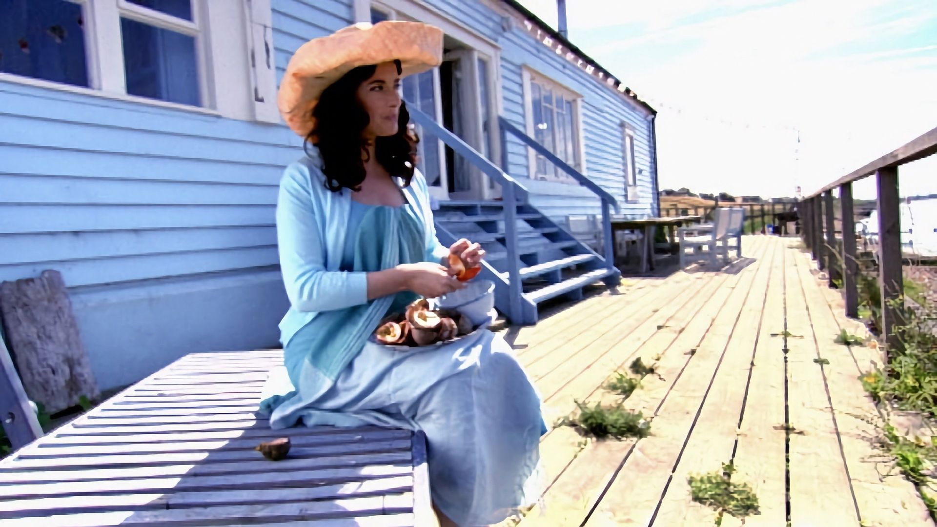 Forever Summer with Nigella background