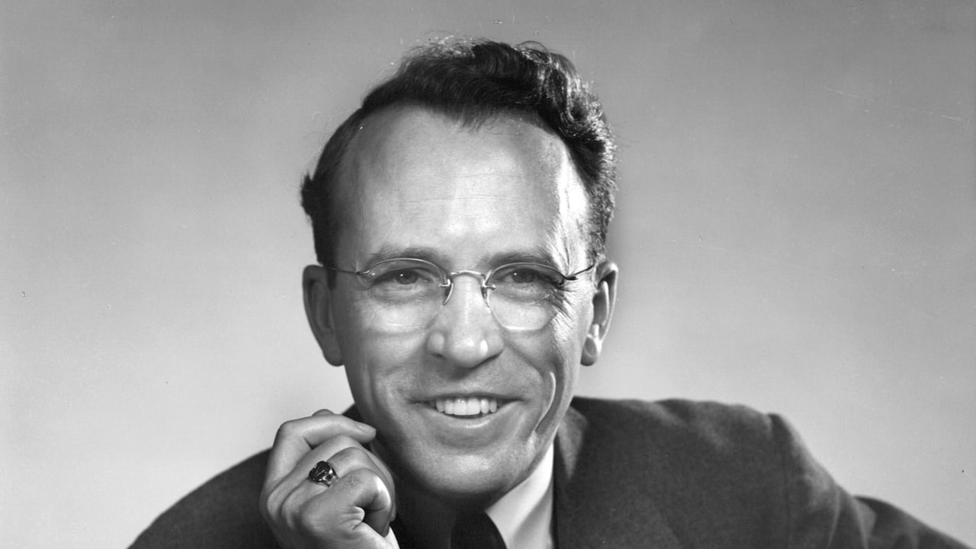 Prairie Giant: The Tommy Douglas Story background