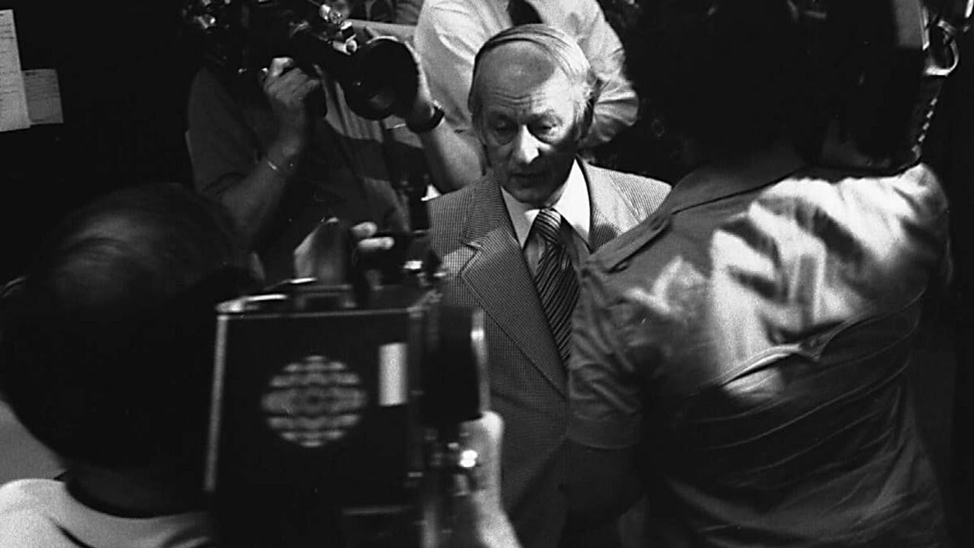 René Lévesque background