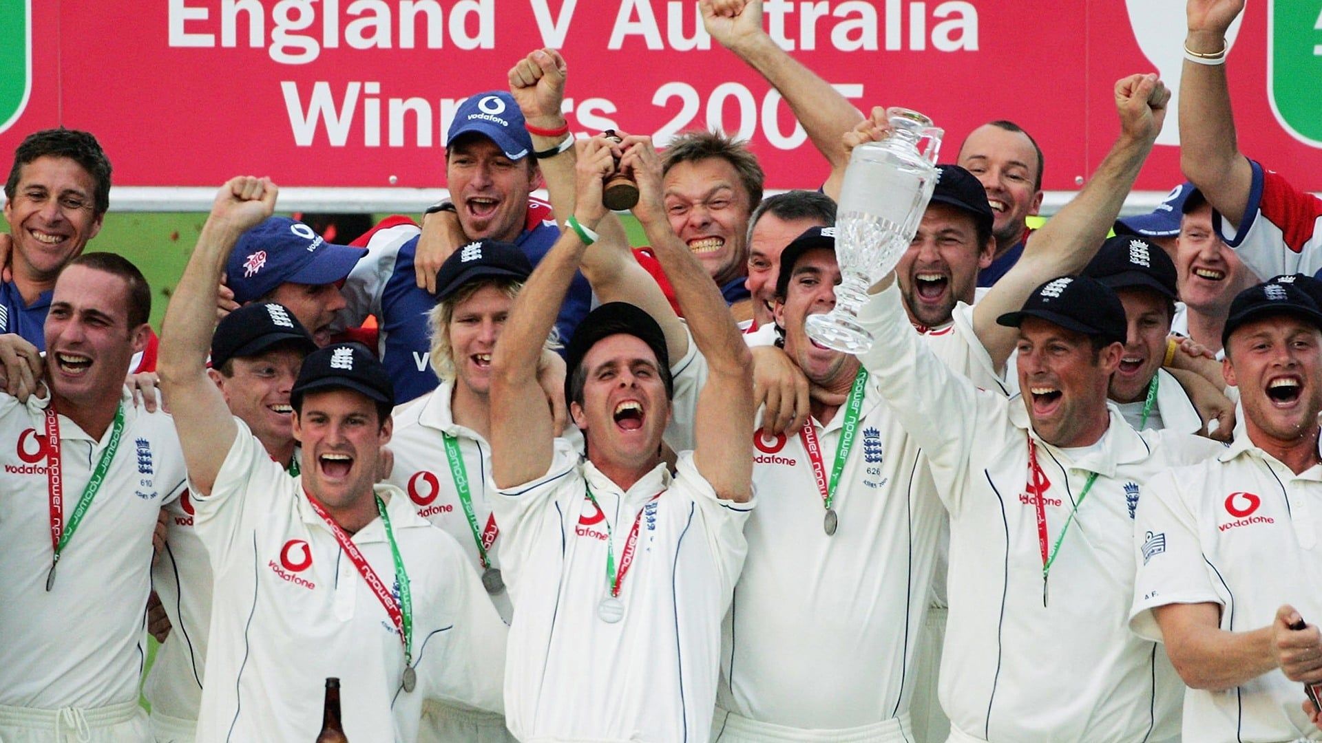 The Ashes: The Greatest Series background