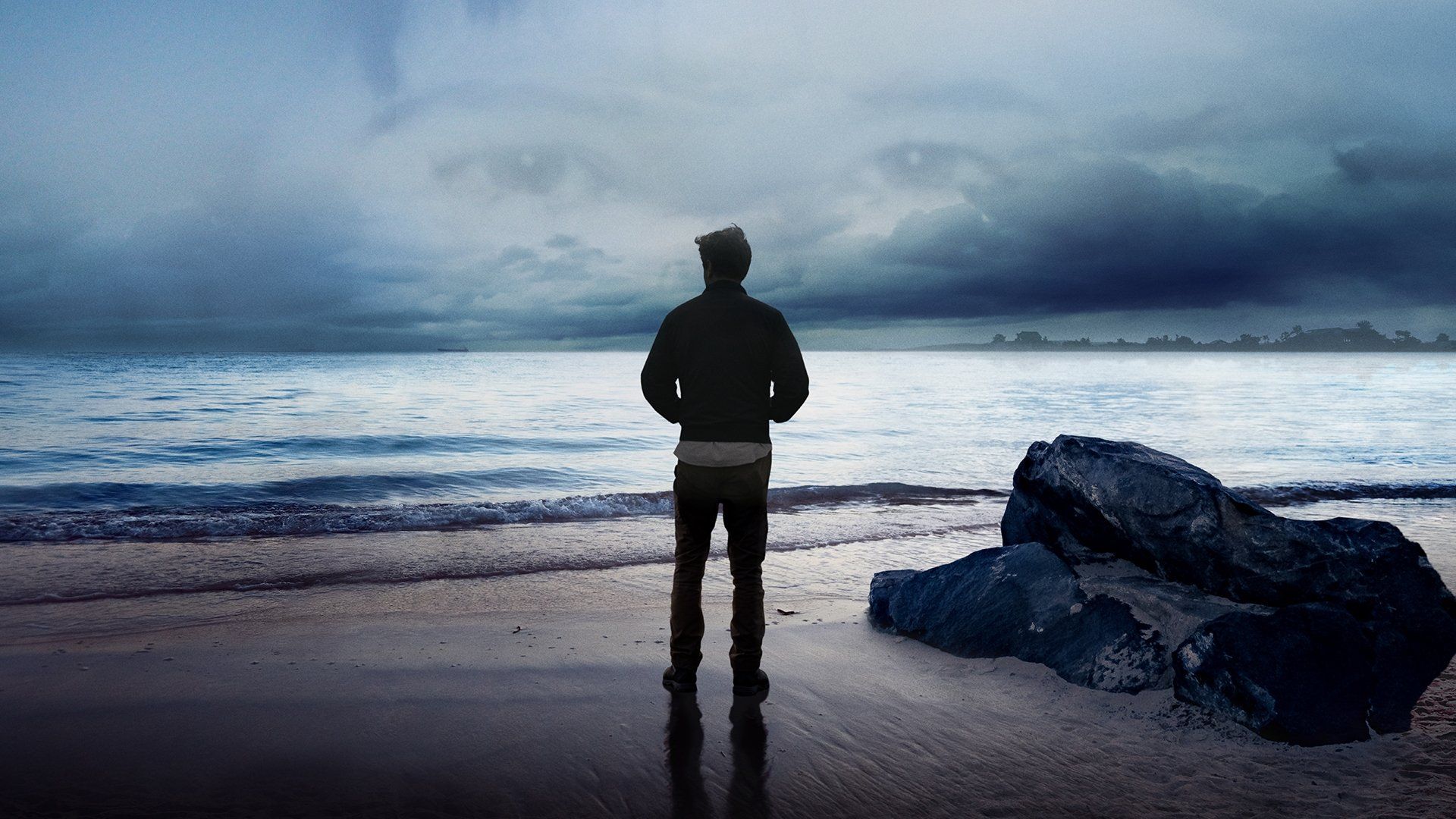 Murder on Middle Beach background