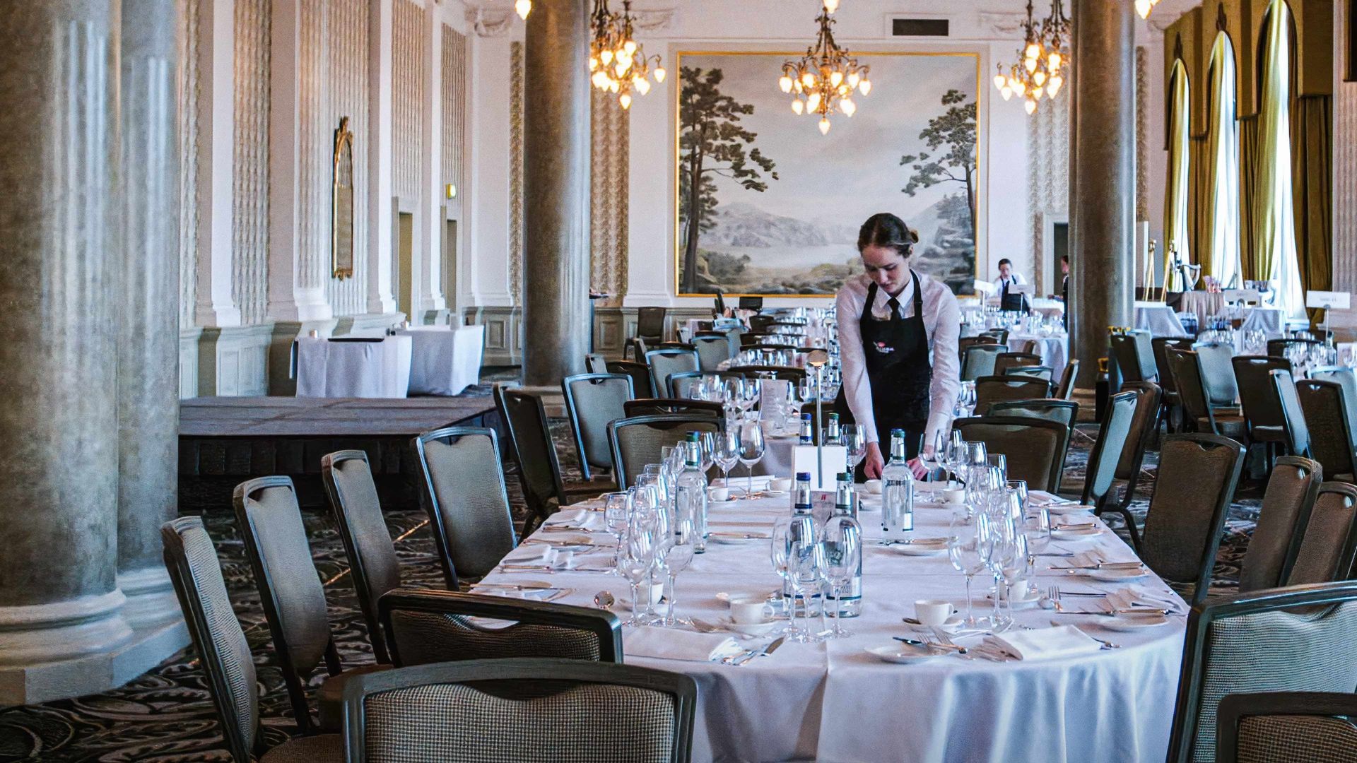 The Balmoral Hotel: An Extraordinary Year background