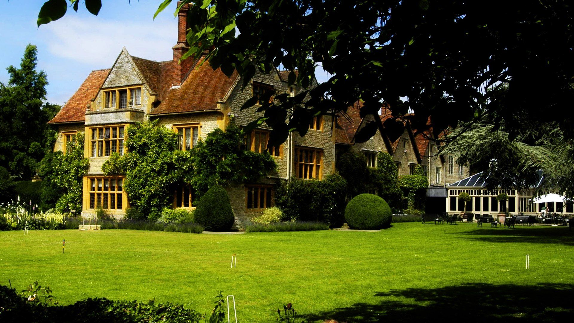 Raymond Blanc's Kitchen Secrets background