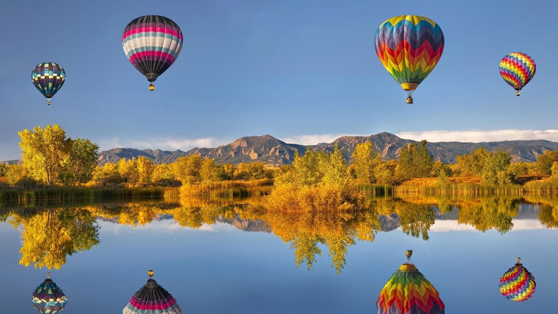 Stephen Tompkinson's Australian Balloon Adventure background