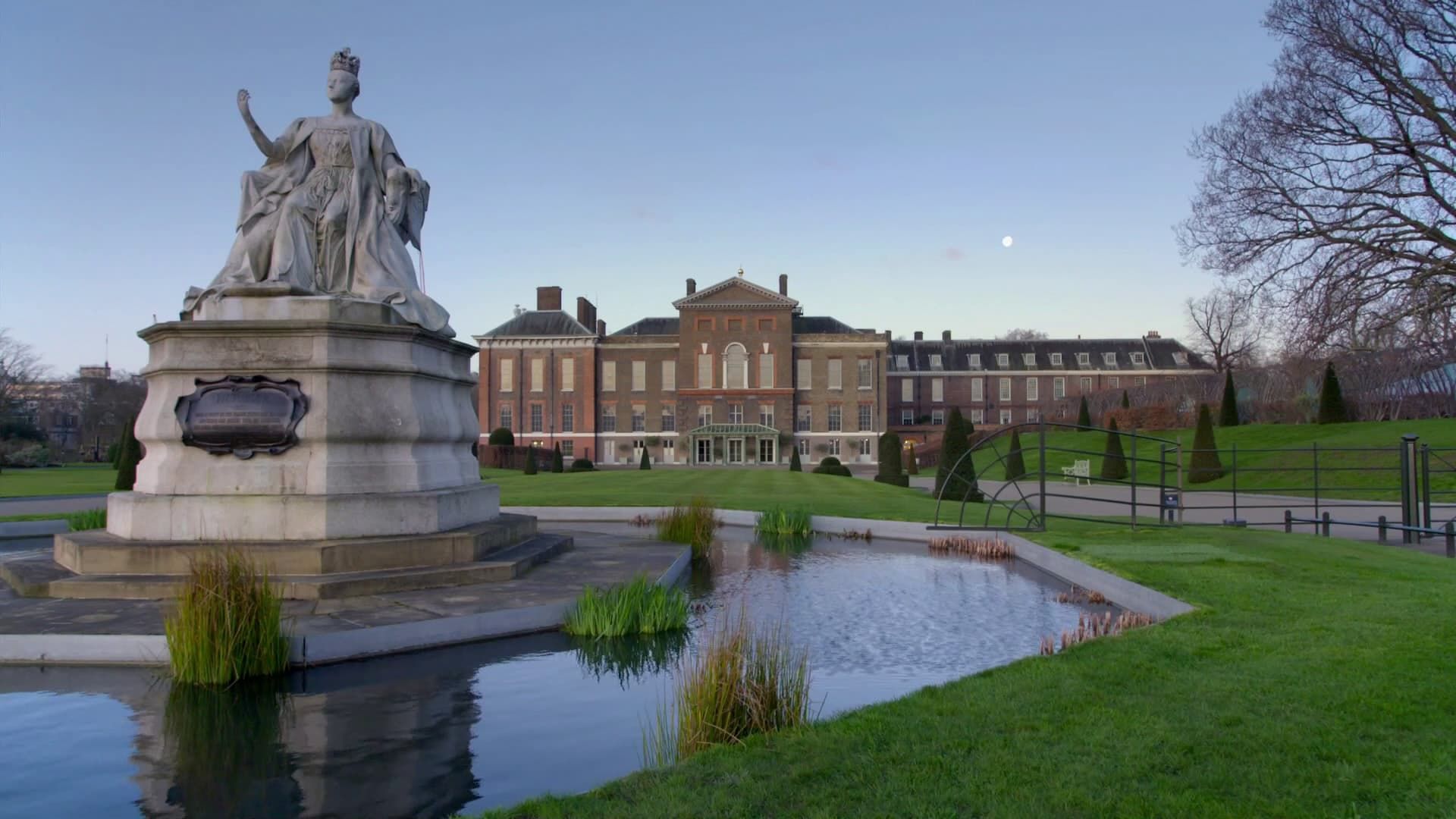 Kensington Palace: Behind Closed Doors background
