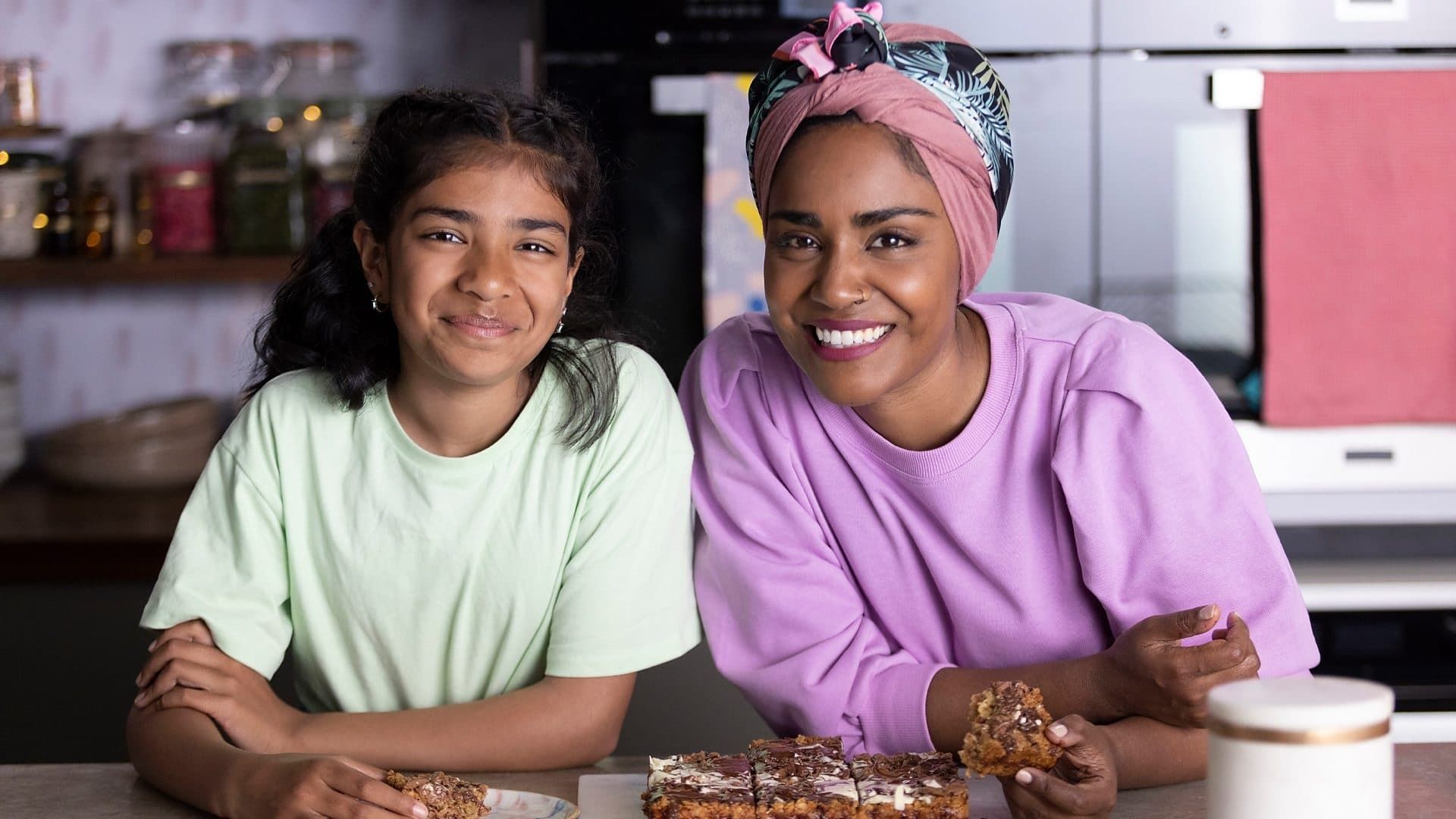 Nadiya's Everyday Baking background