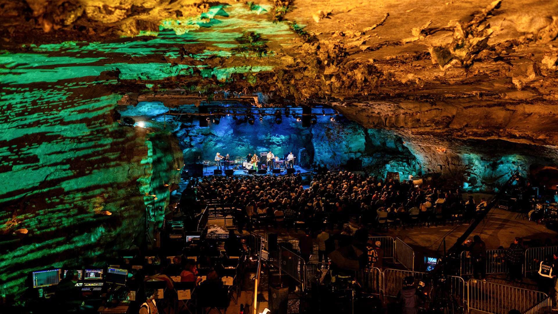 The Caverns Sessions background