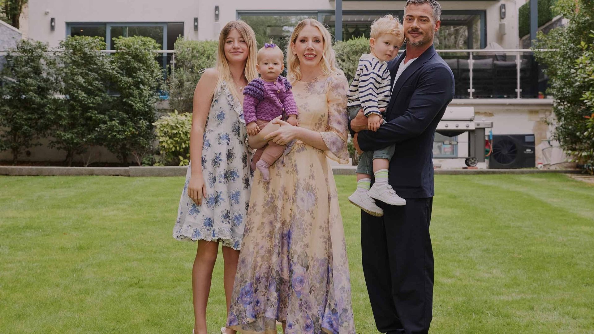 Katherine Ryan: Parental Guidance background