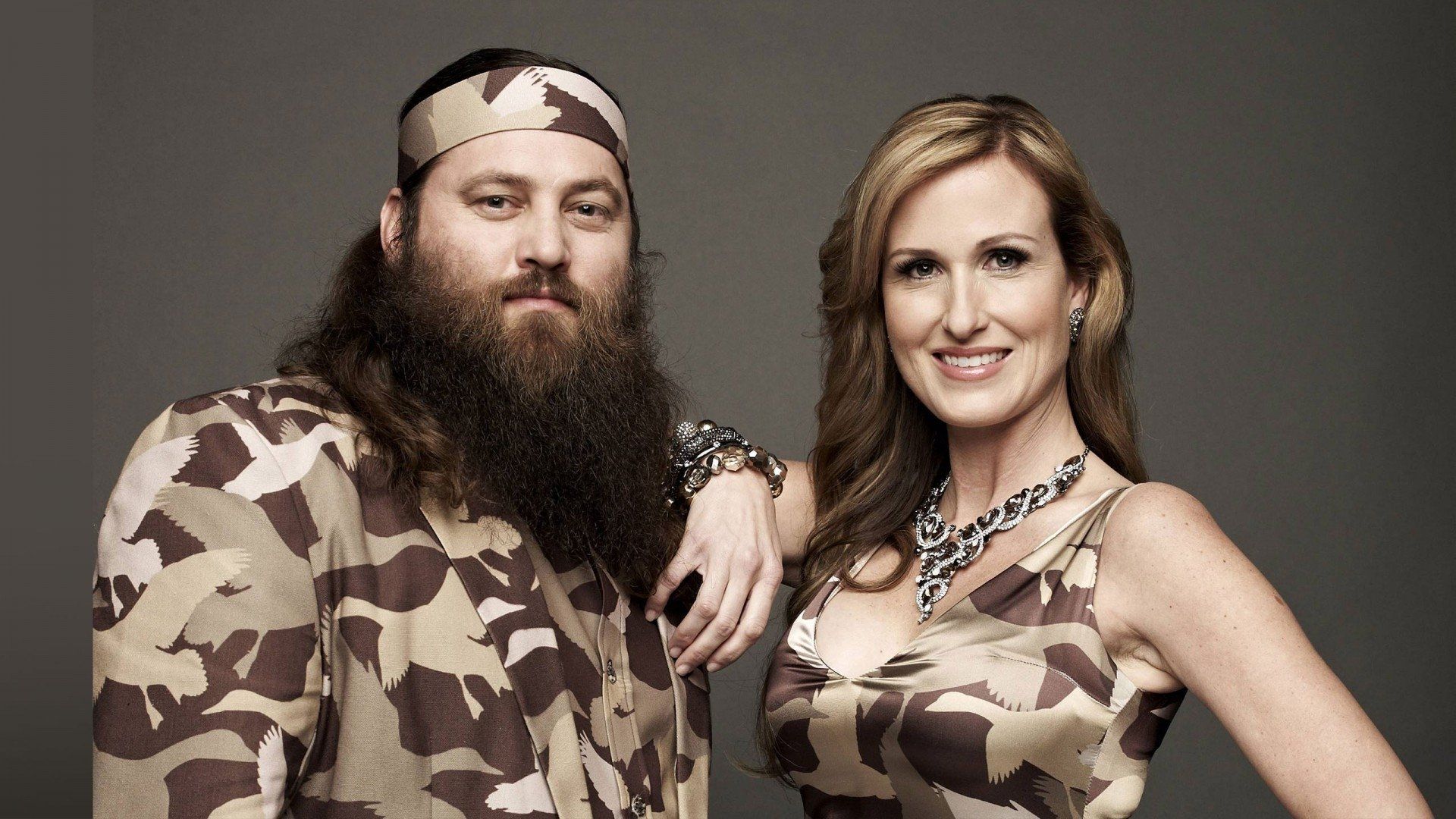 Duck Dynasty: The Revival background