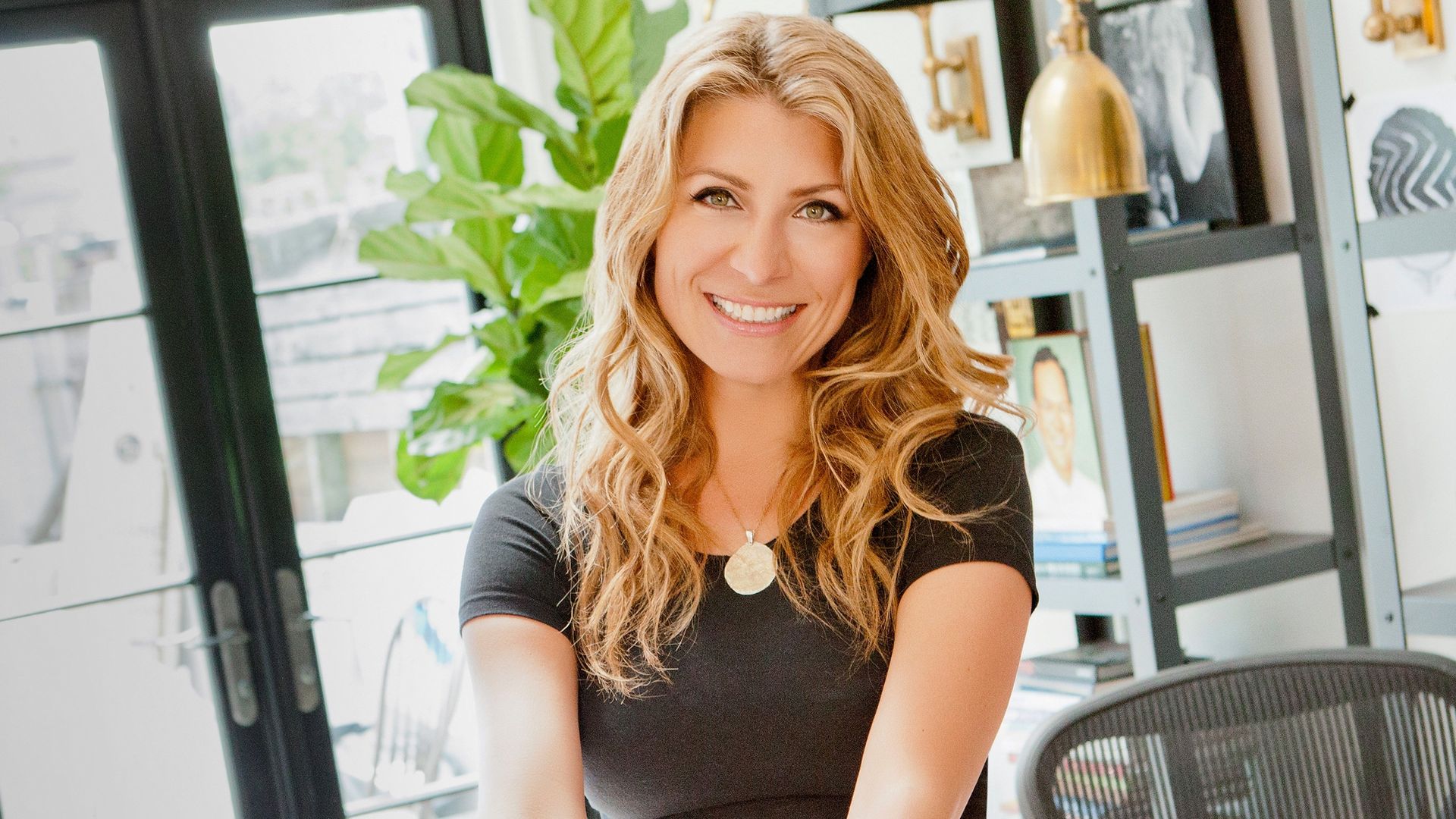 Genevieve's Renovation background