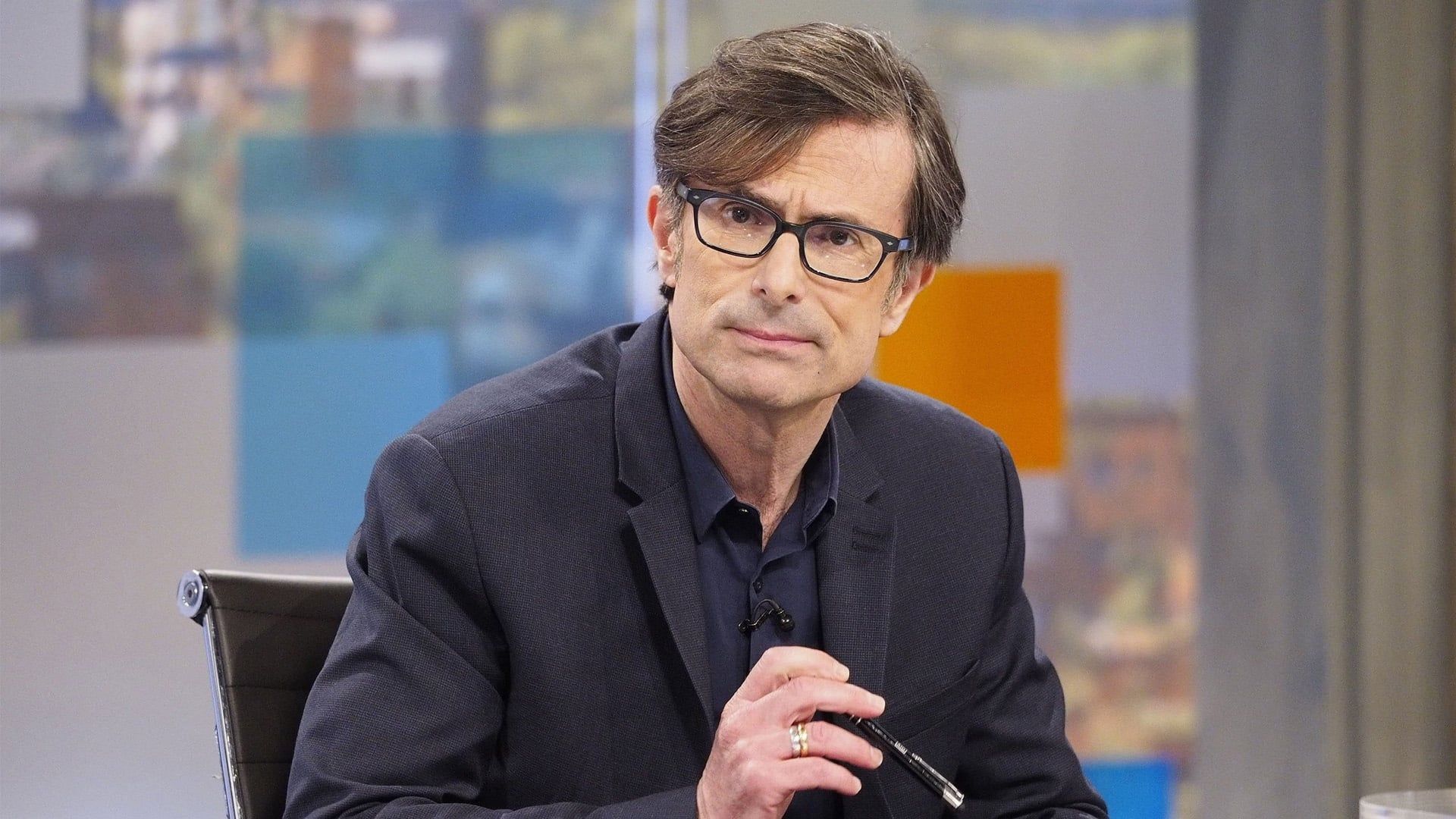 Peston on Sunday background