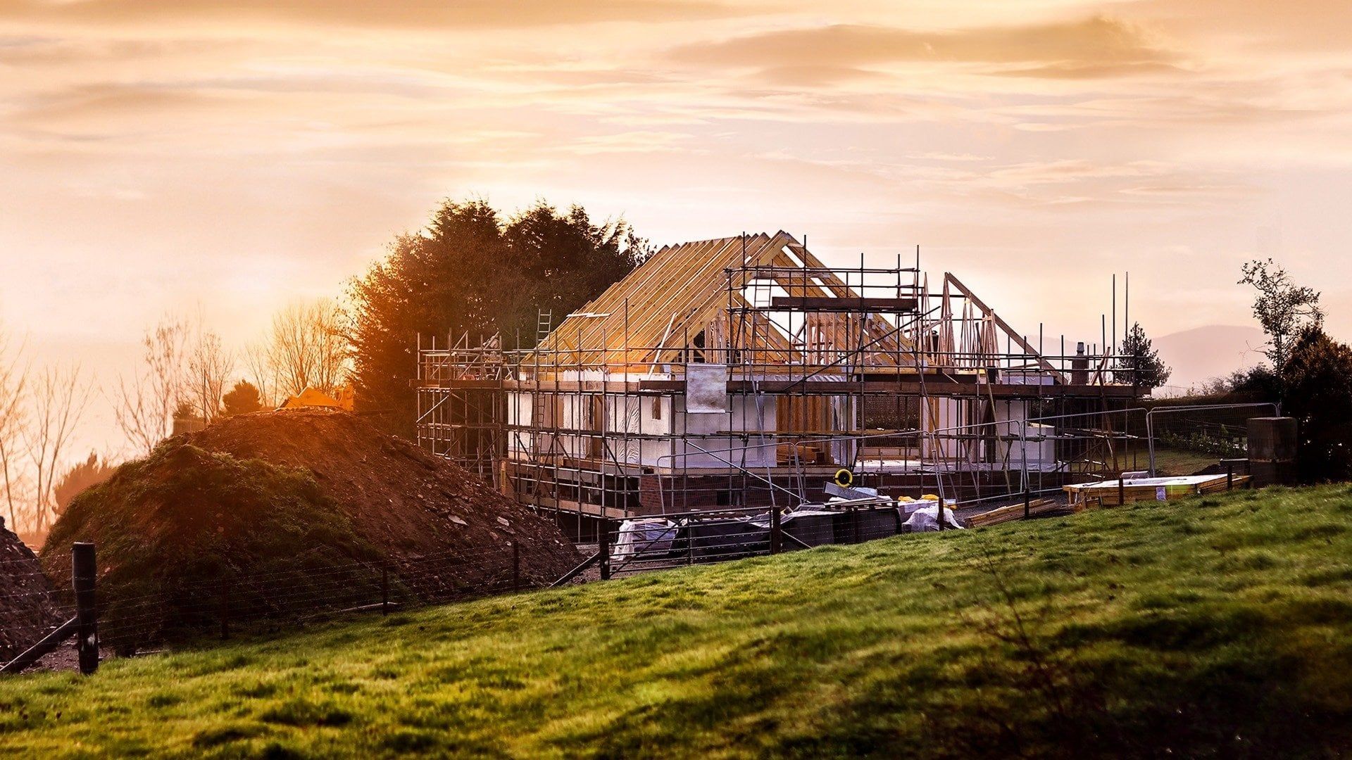 Building Off the Grid background