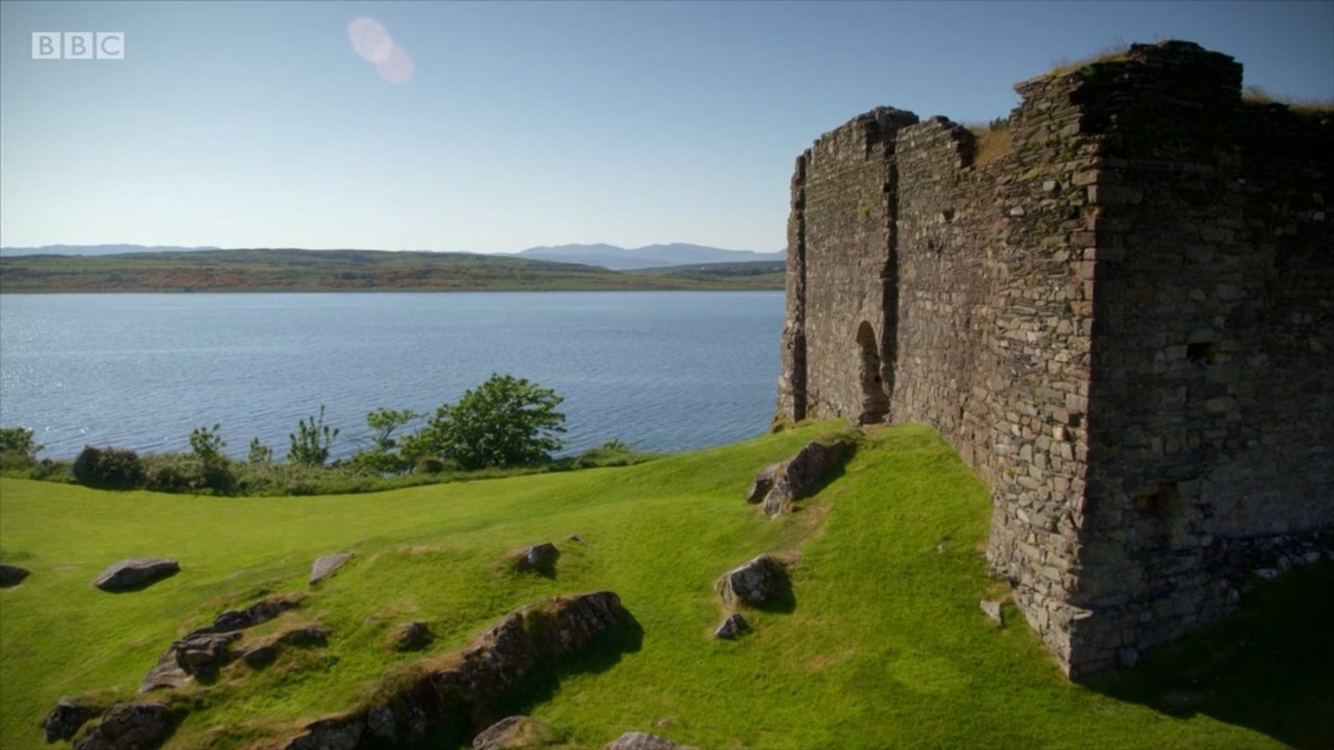 Grand Tours of Scotland's Lochs background