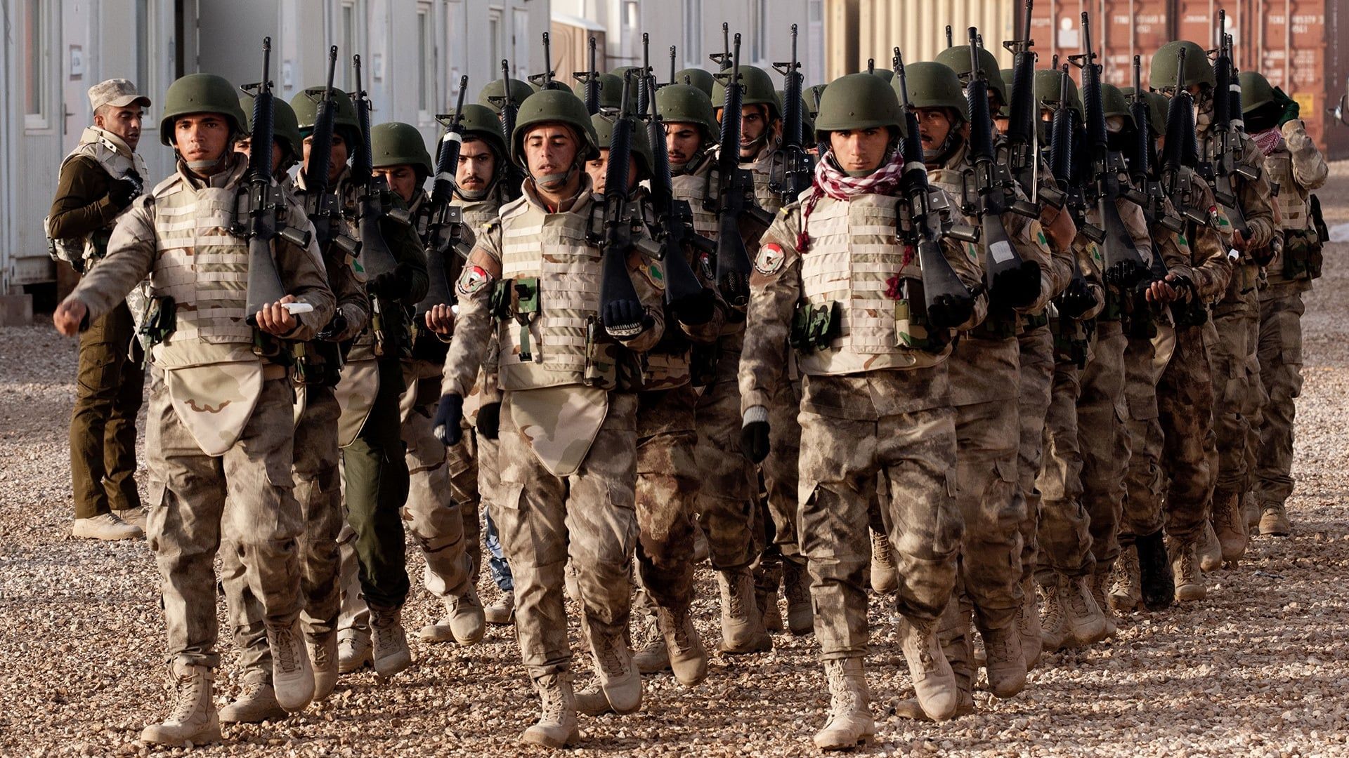 Army: Behind the New Frontlines background