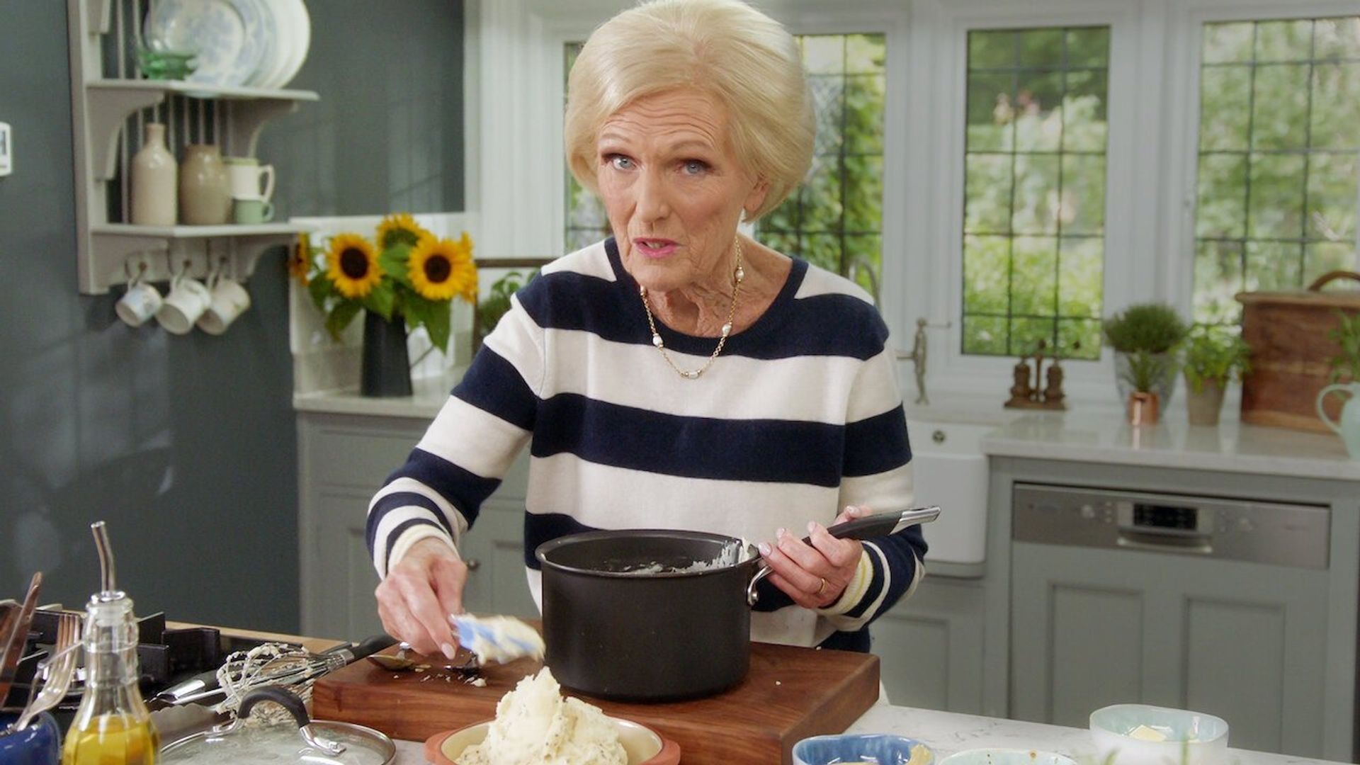 Classic Mary Berry background