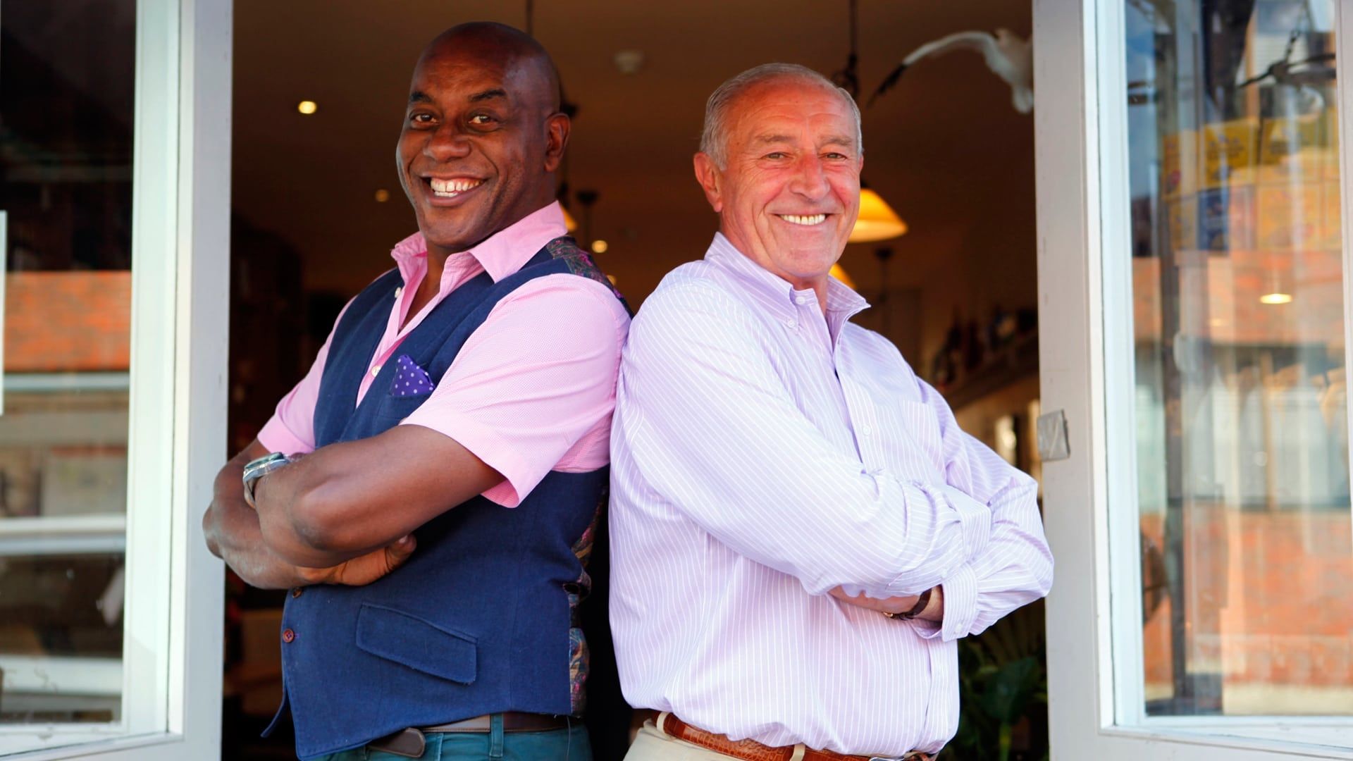 Len and Ainsley's Big Food Adventure background