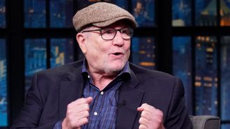 Episode 100 Ed O'Neill, Nikki Glaser, Amor Towles