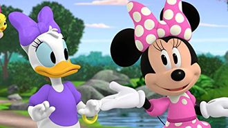 Episode 11 A Gollywood Wedding!