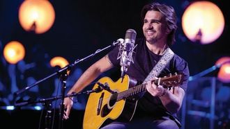Episode 13 Tr3s Presents Juanes