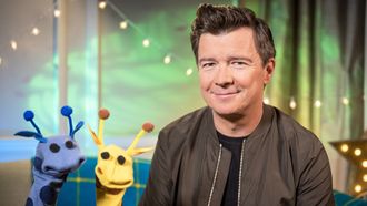 Episode 727 Rick Astley - Blue and Bertie